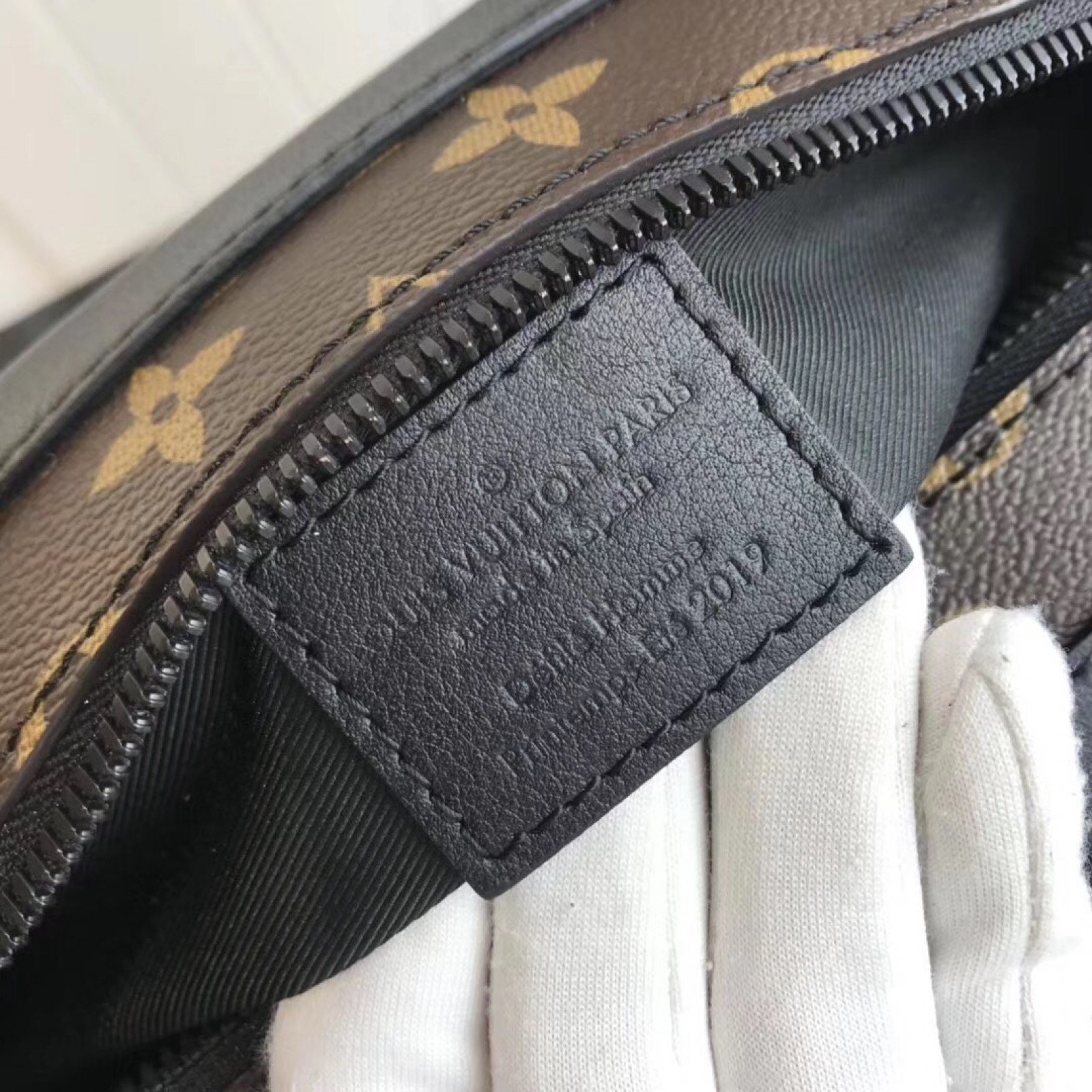 LV SOFT TRUNK M44478