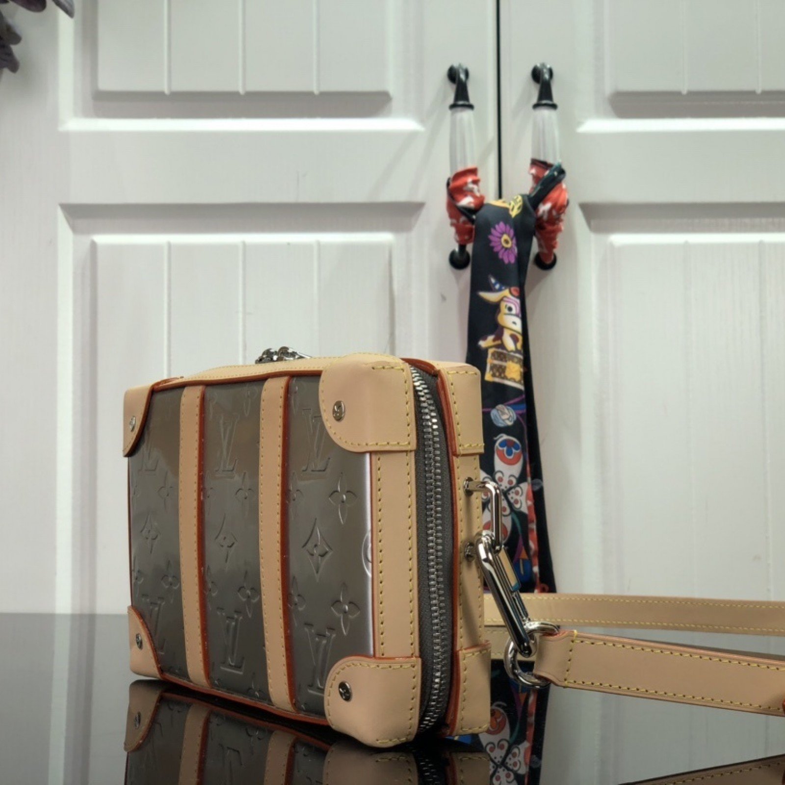LV SOFT TRUNK M45880