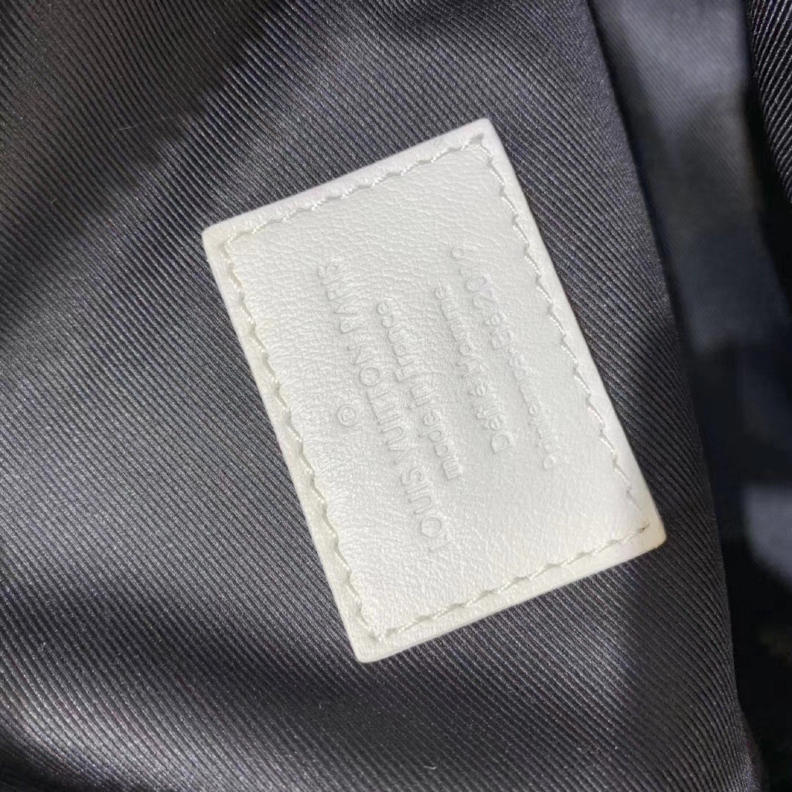 LV SOFT TRUNK M55700