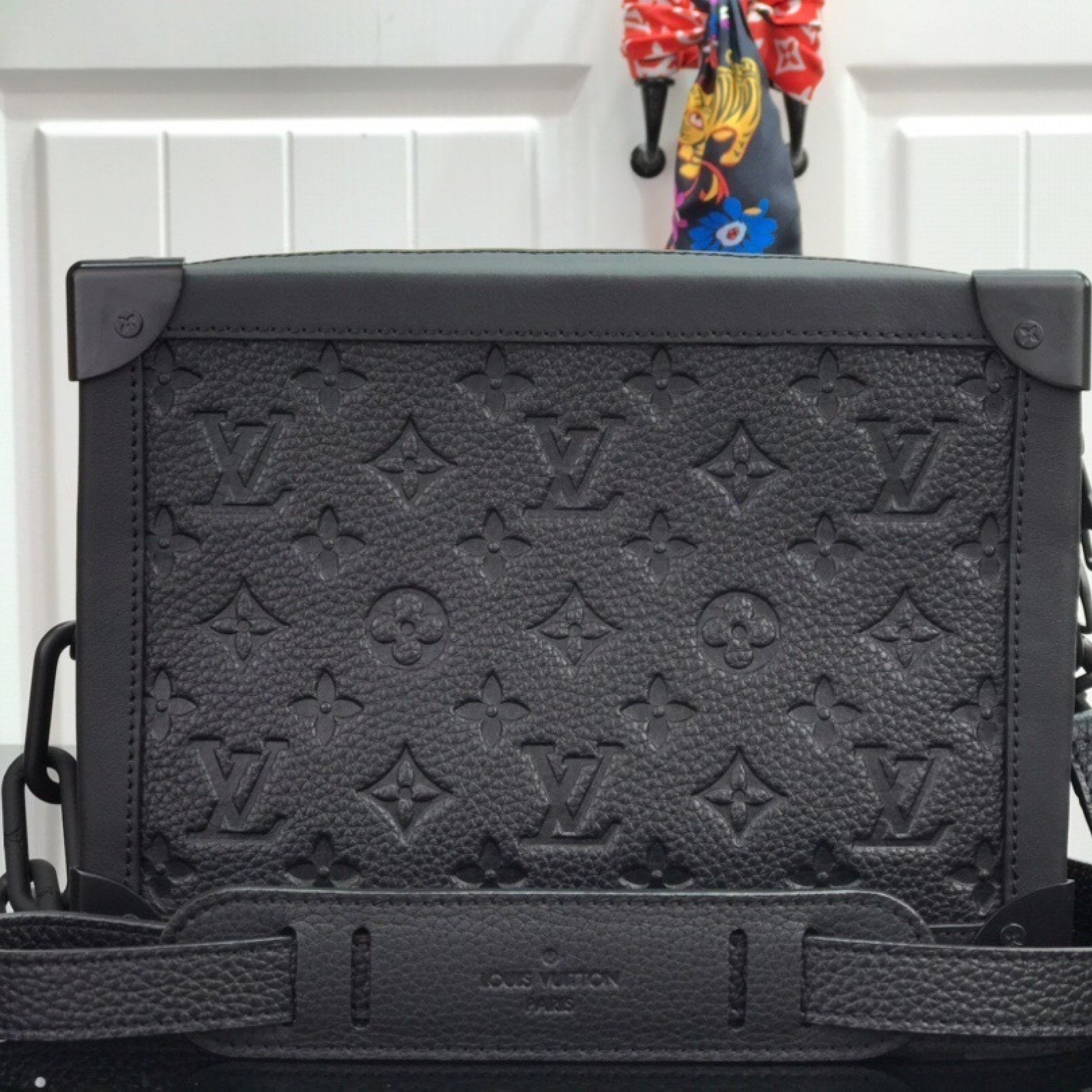 LV SOFT TRUNK M55700
