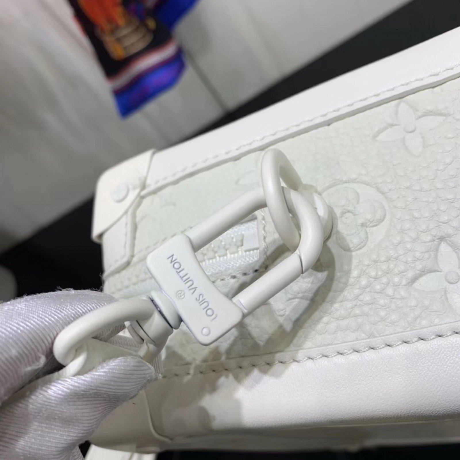 LV SOFT TRUNK M55700