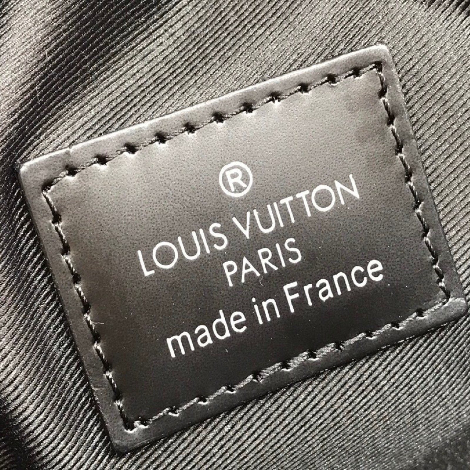 LV SOFT TRUNK M55700L