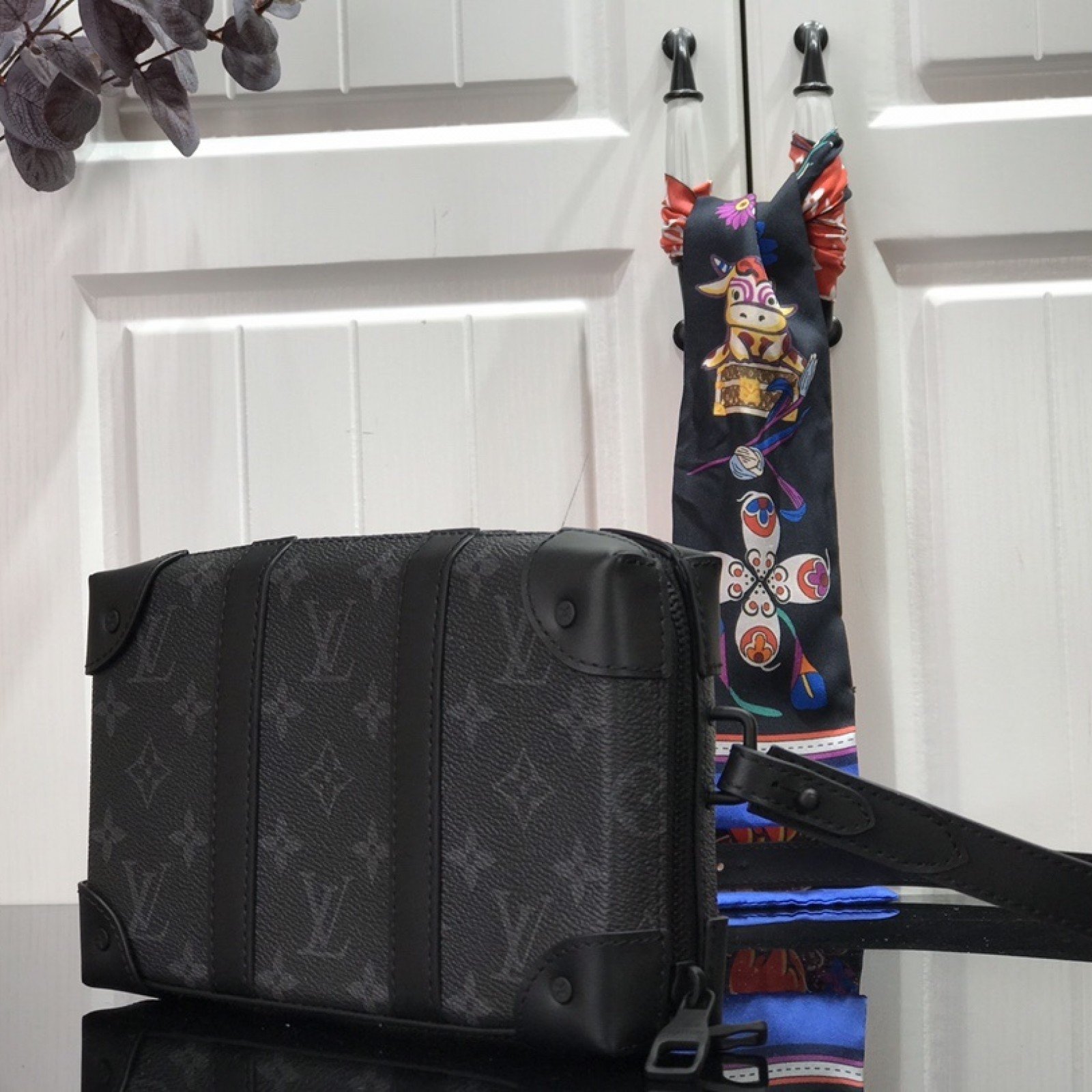 LV SOFT TRUNK WALLET M45671
