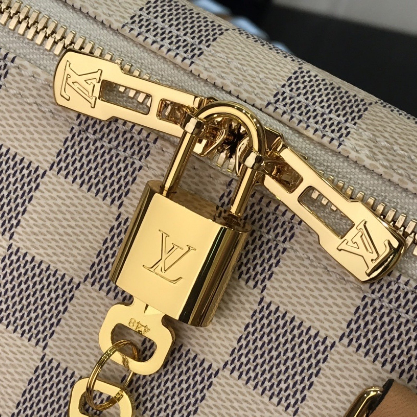 LV SPEEDY BANDOULIERE 30 N50054