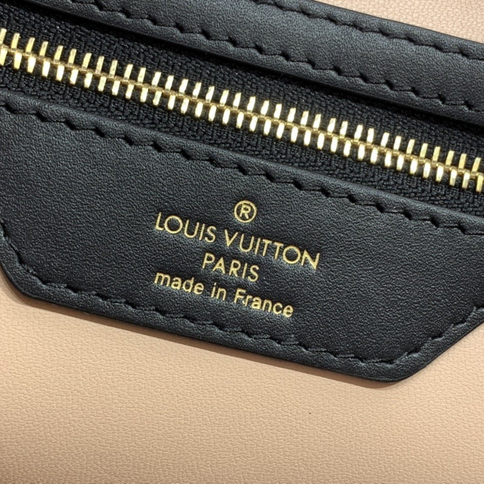 LV SPEEDY BANDOULIÈRE 25 m24206