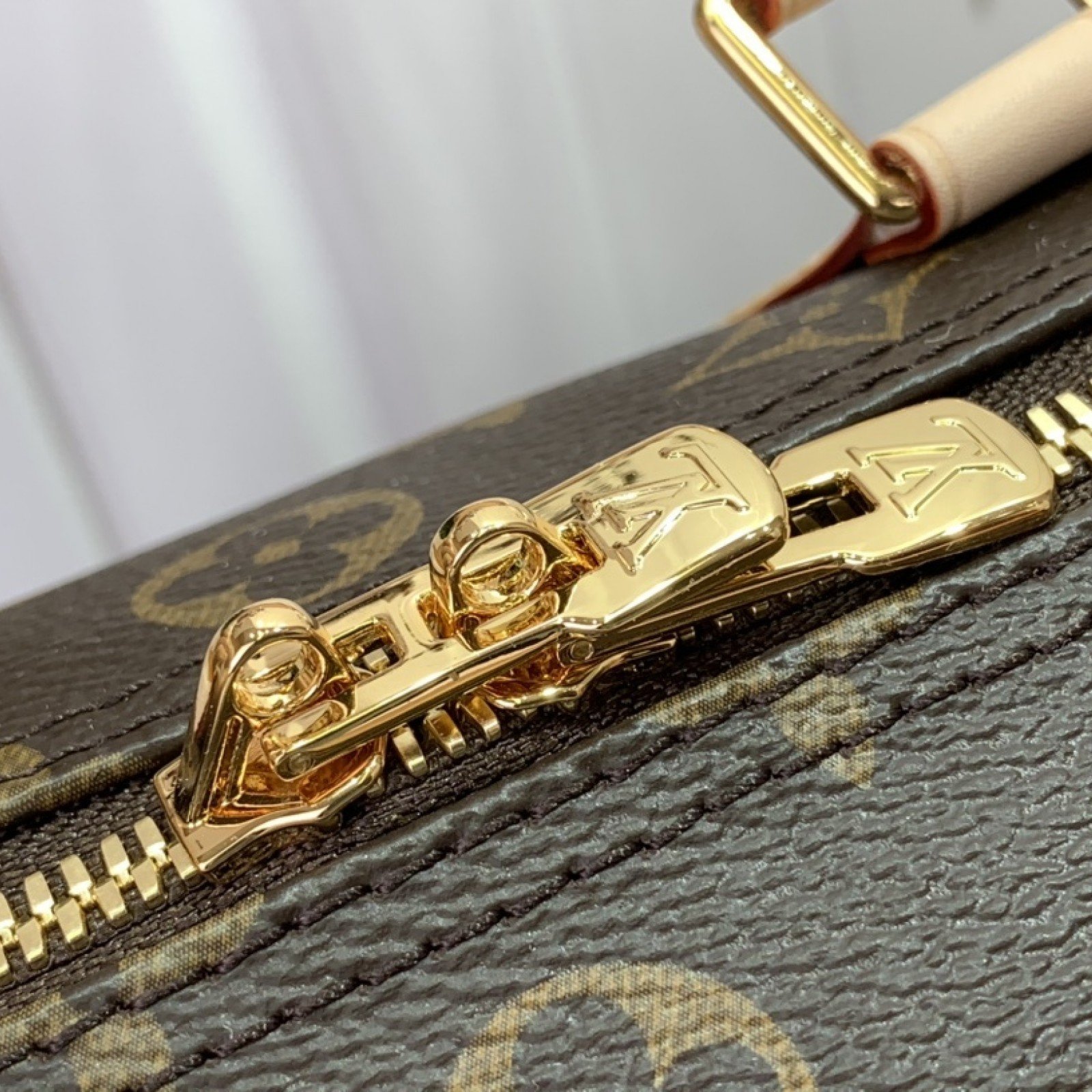 LV SPEEDY BANDOULIÈRE 30 M41112