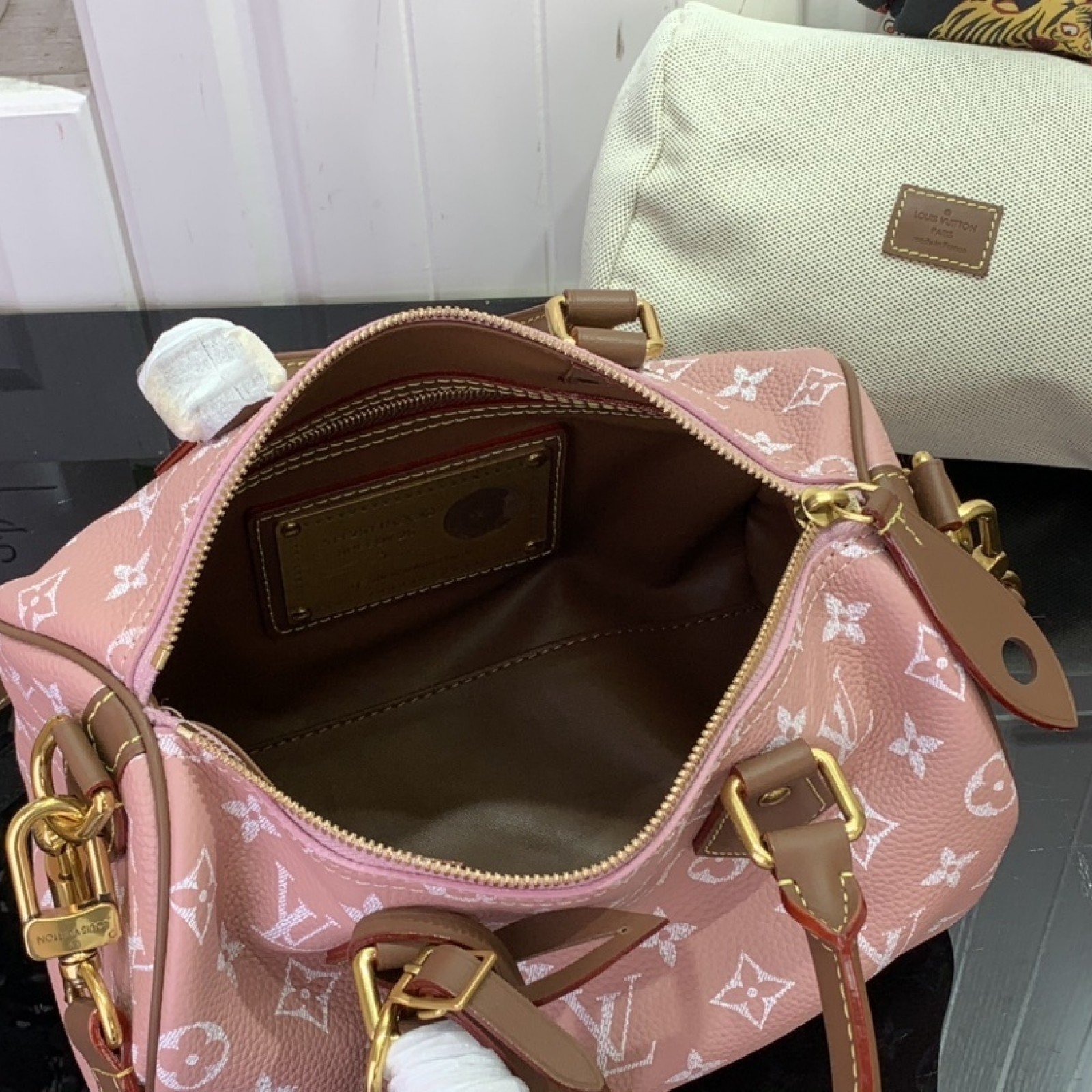 LV SPEEDY P9 BANDOULIÈRE25   m24425