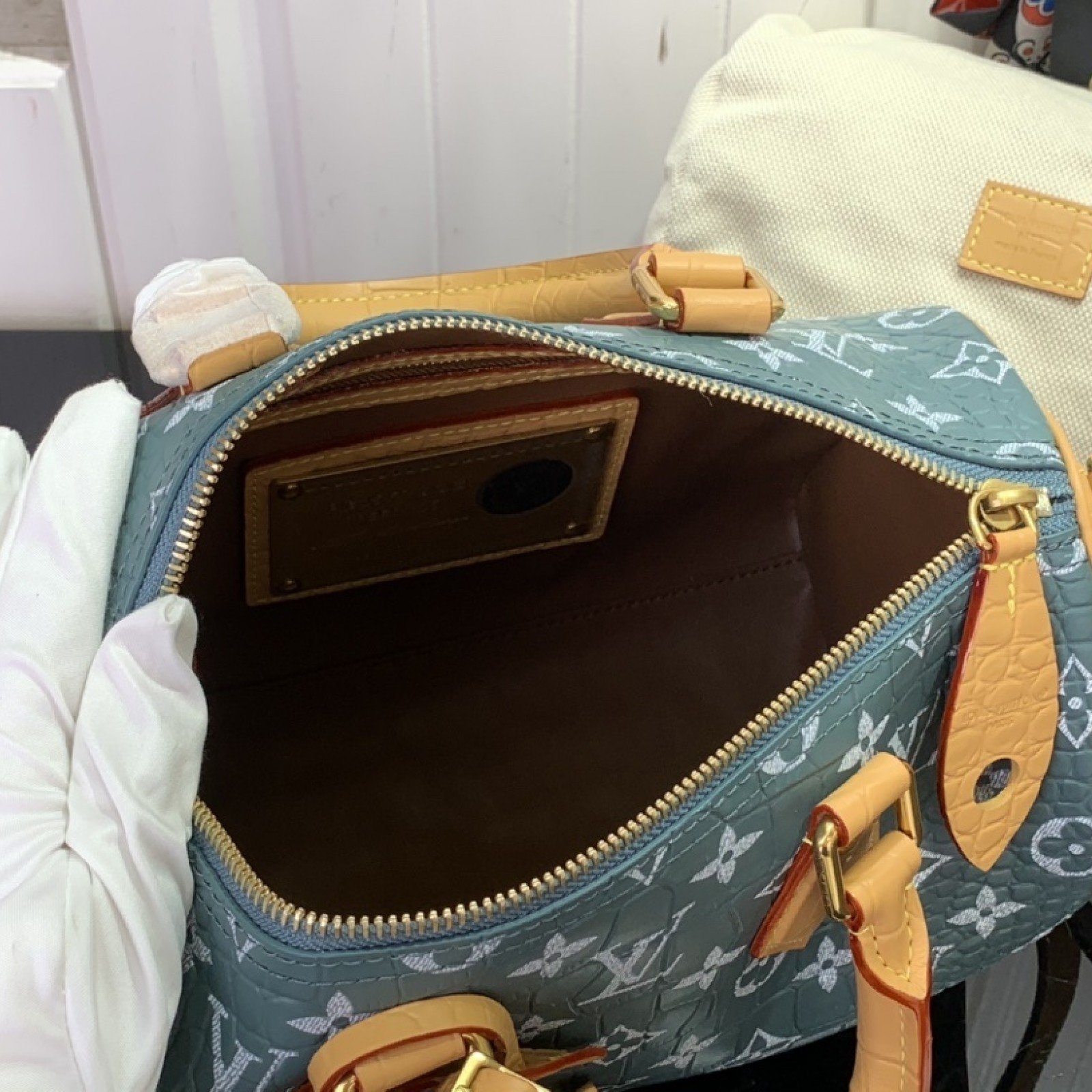 LV SPEEDY P9 BANDOULIÈRE25  m24425