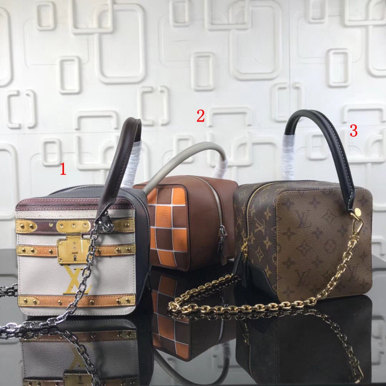 LV SQUARE Bag M52350