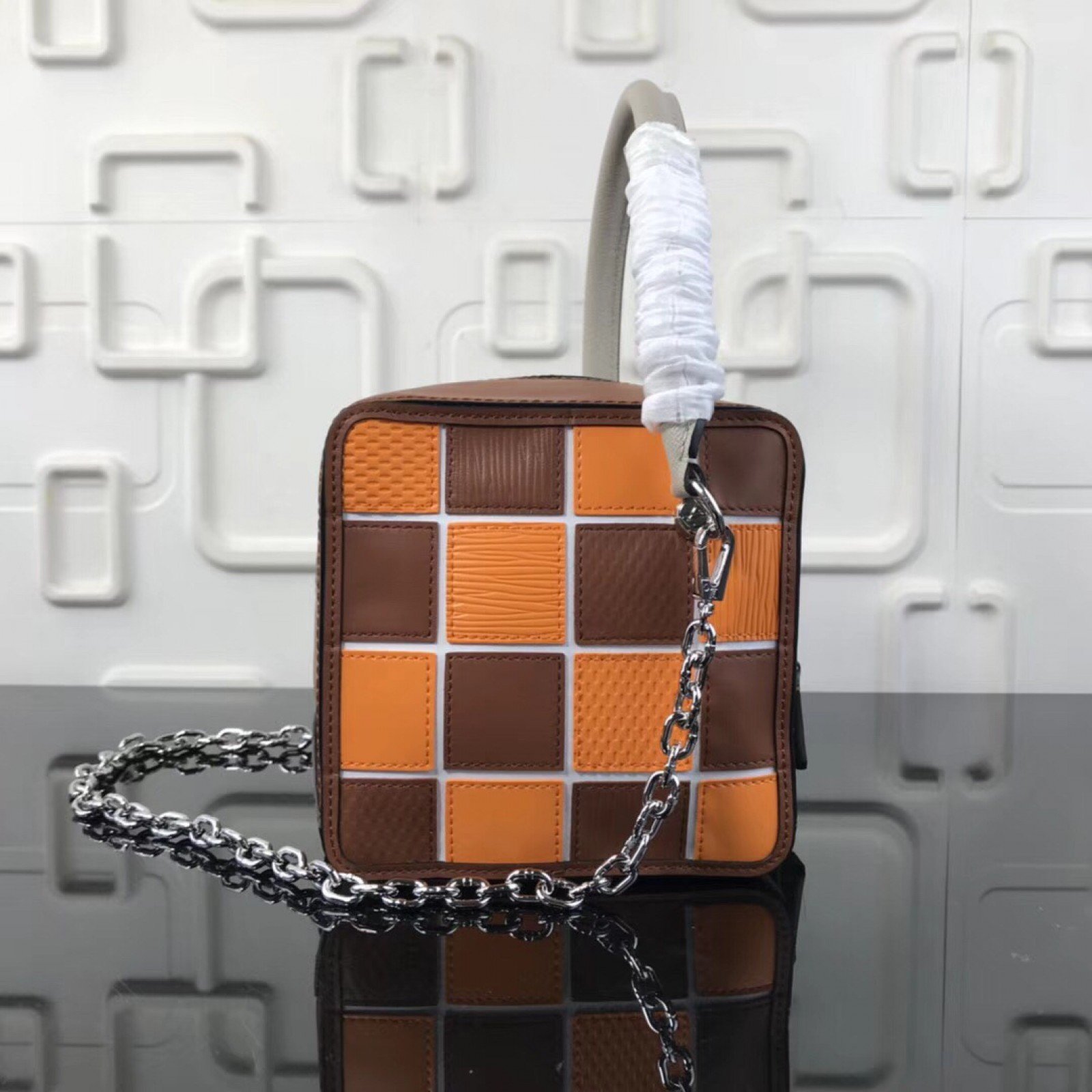 LV SQUARE Bag M62791GZ