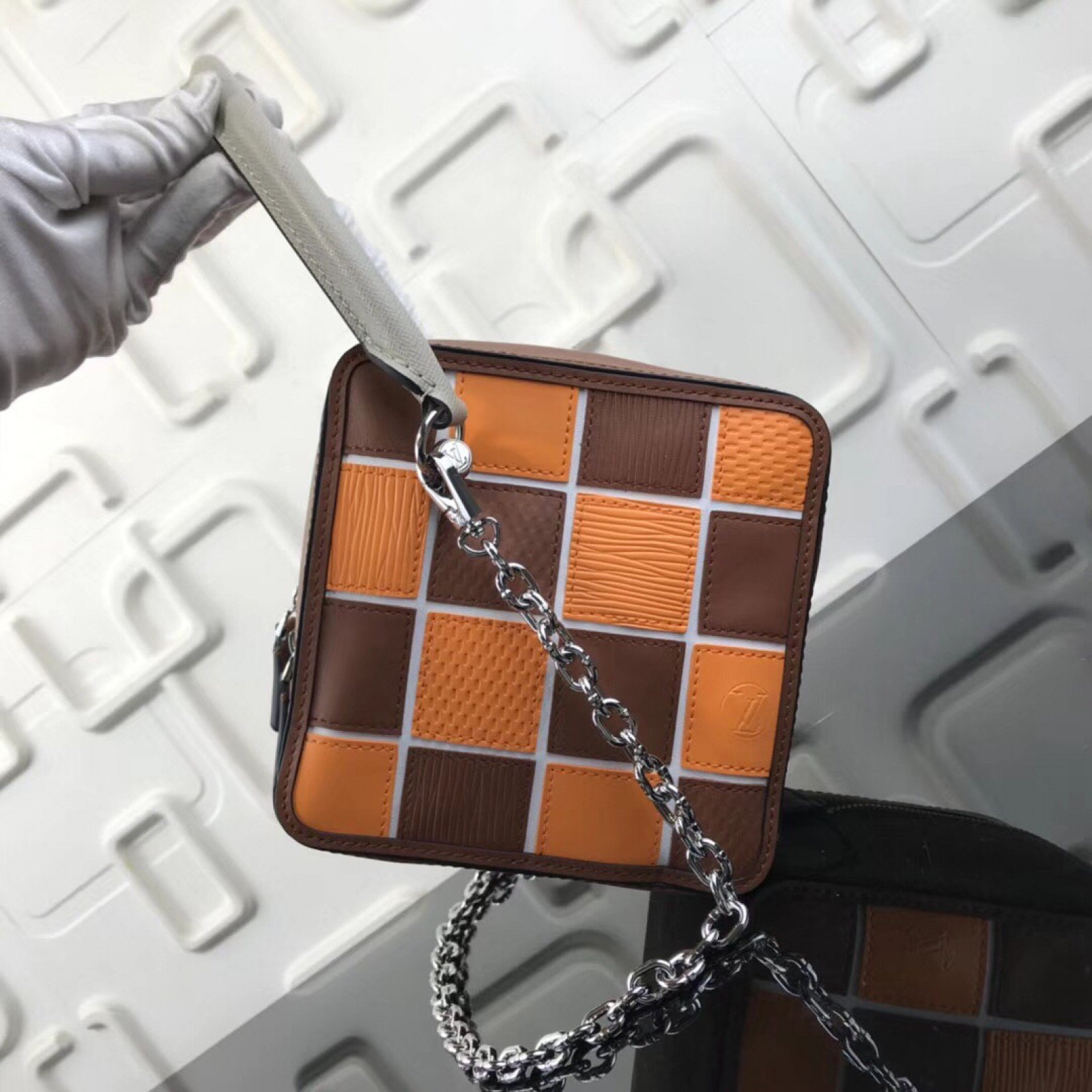 LV SQUARE Bag M62791GZ
