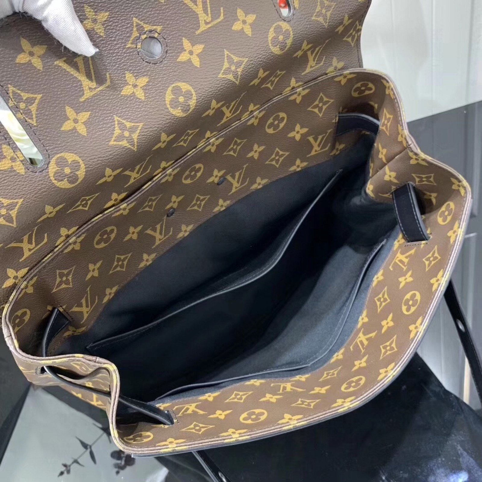 LV STEAMER PM M44473