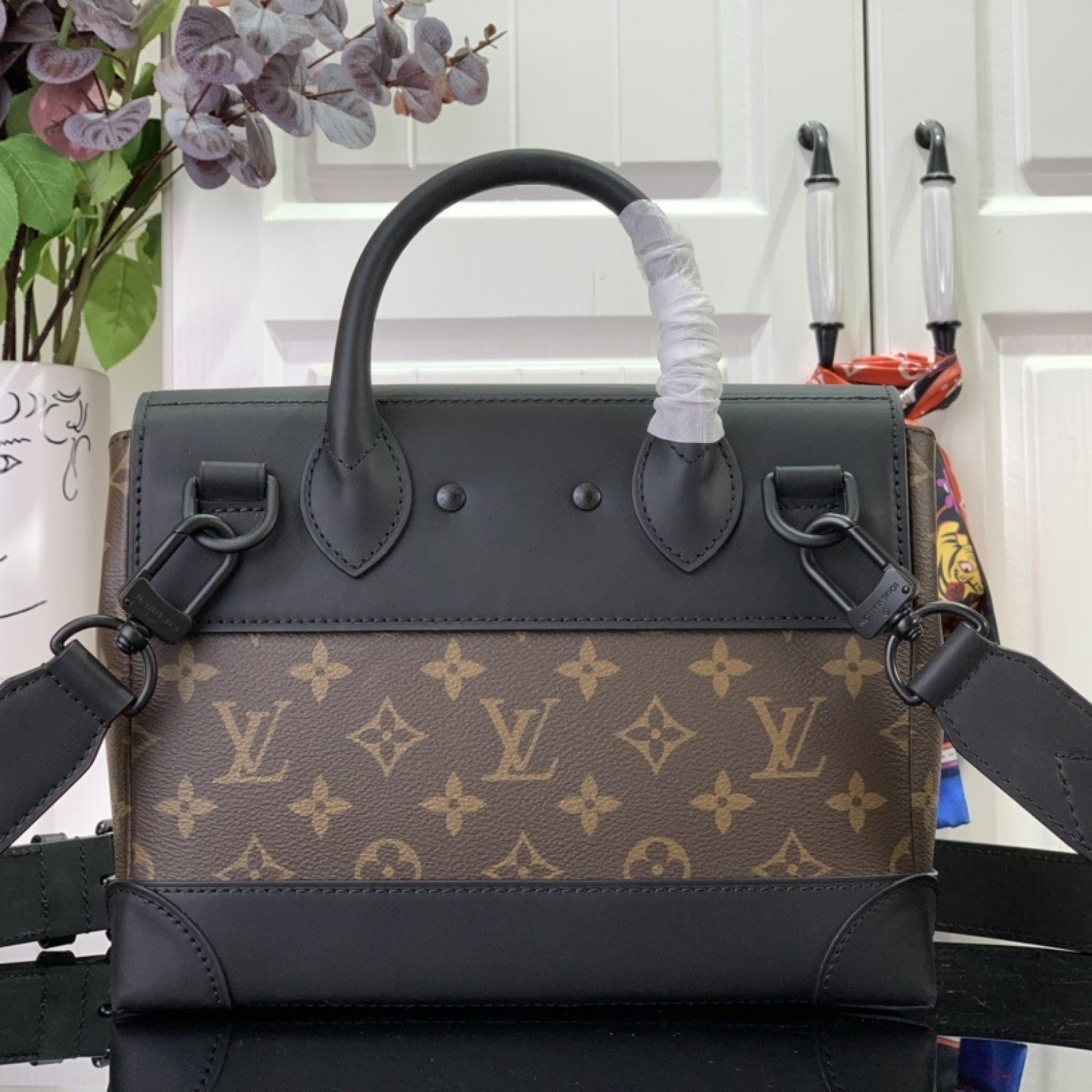 LV STEAMER m46953A