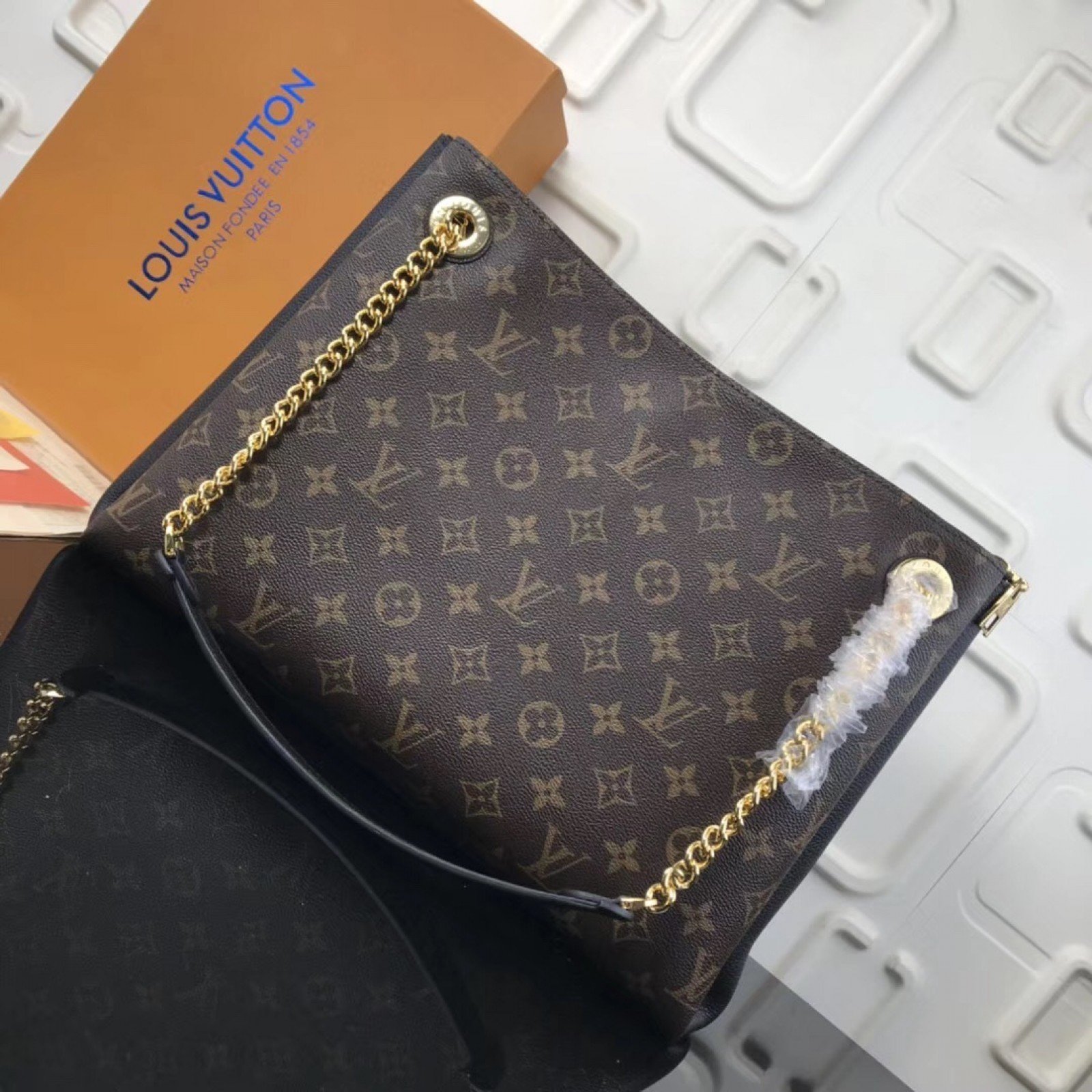 LV SURÈNE MM M43772