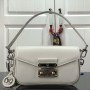LV SWING M20393