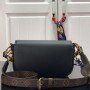 LV SWING M20393