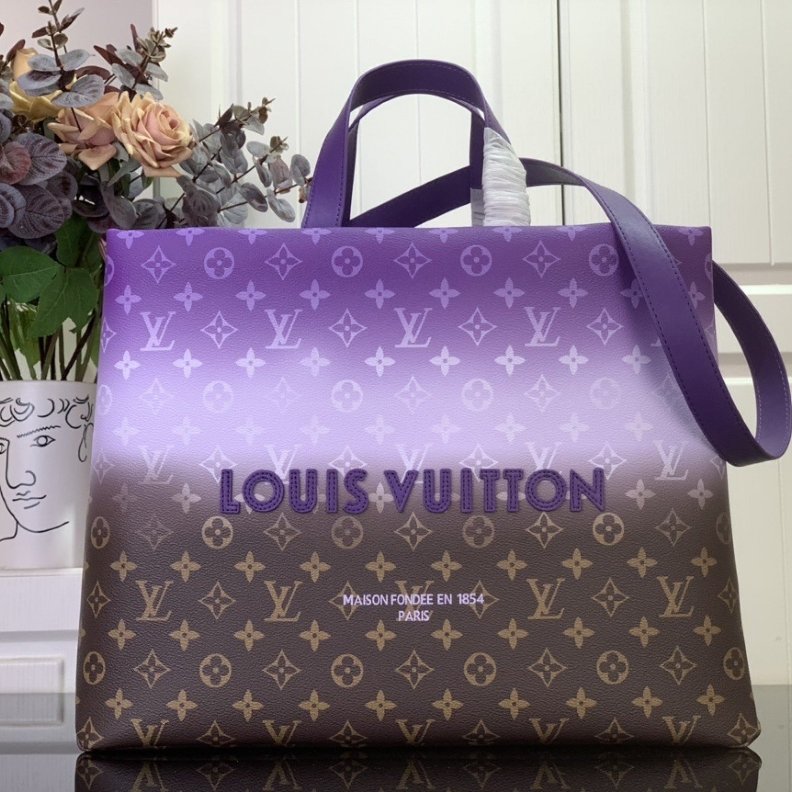 LV Shopper Tote M13928