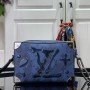 LV Should bag M22588