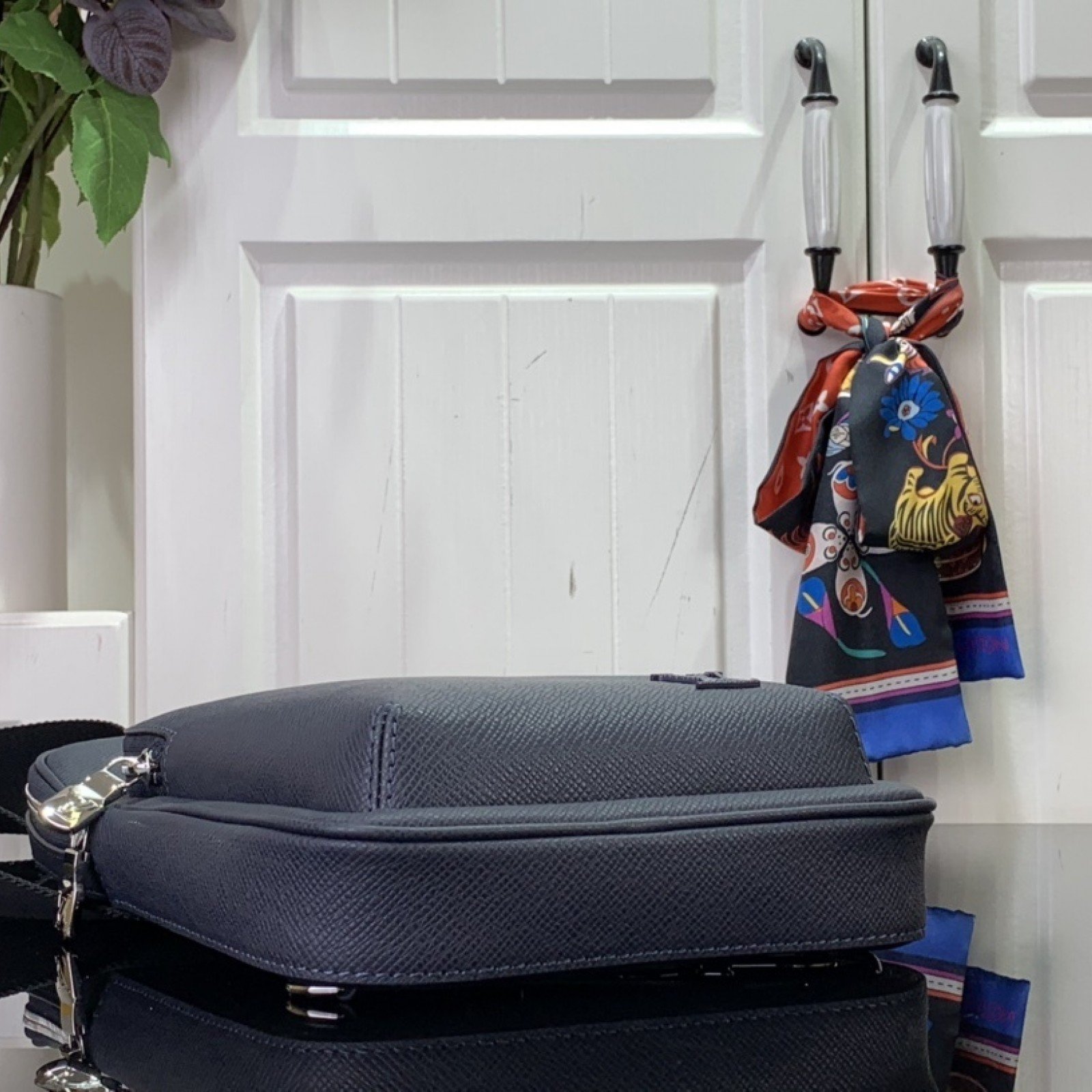 LV Should bag M30971