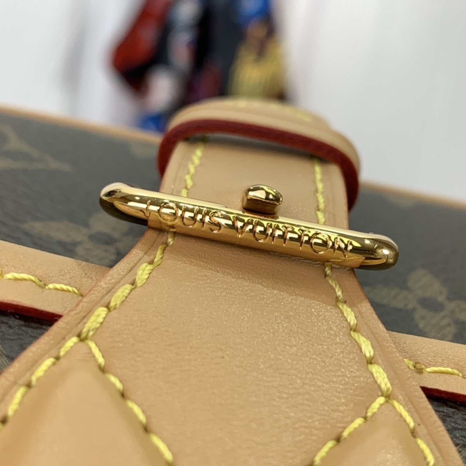 LV Should bag M45985