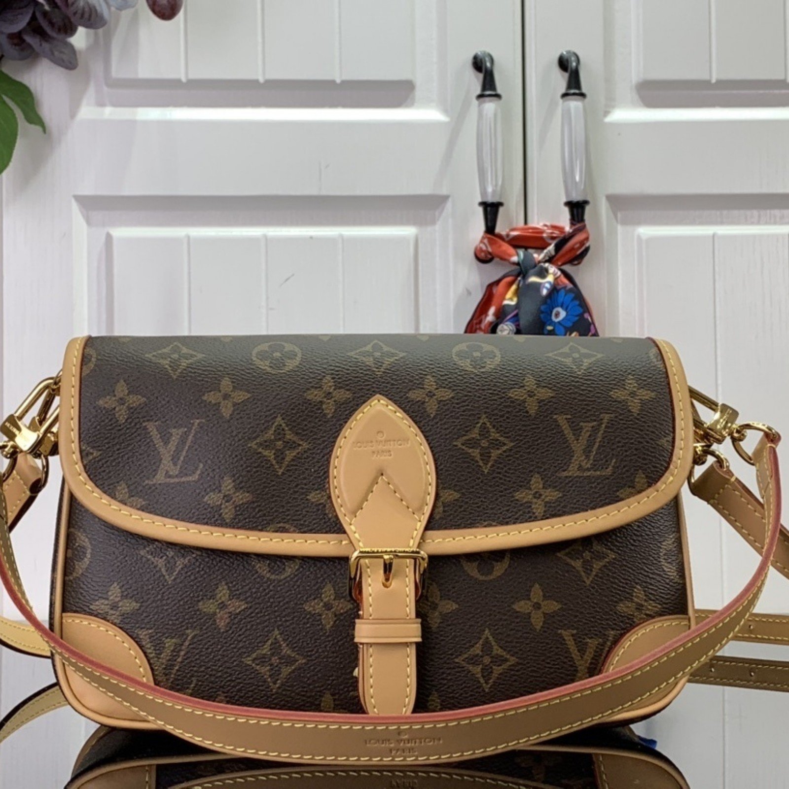 LV Should bag M45985
