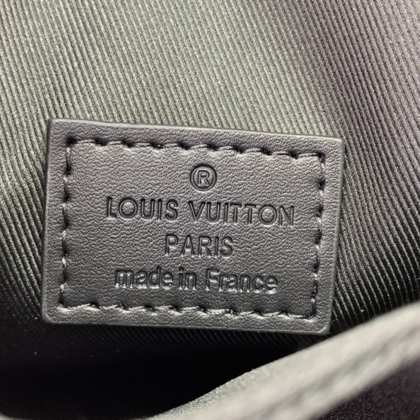 LV Should bag M82535