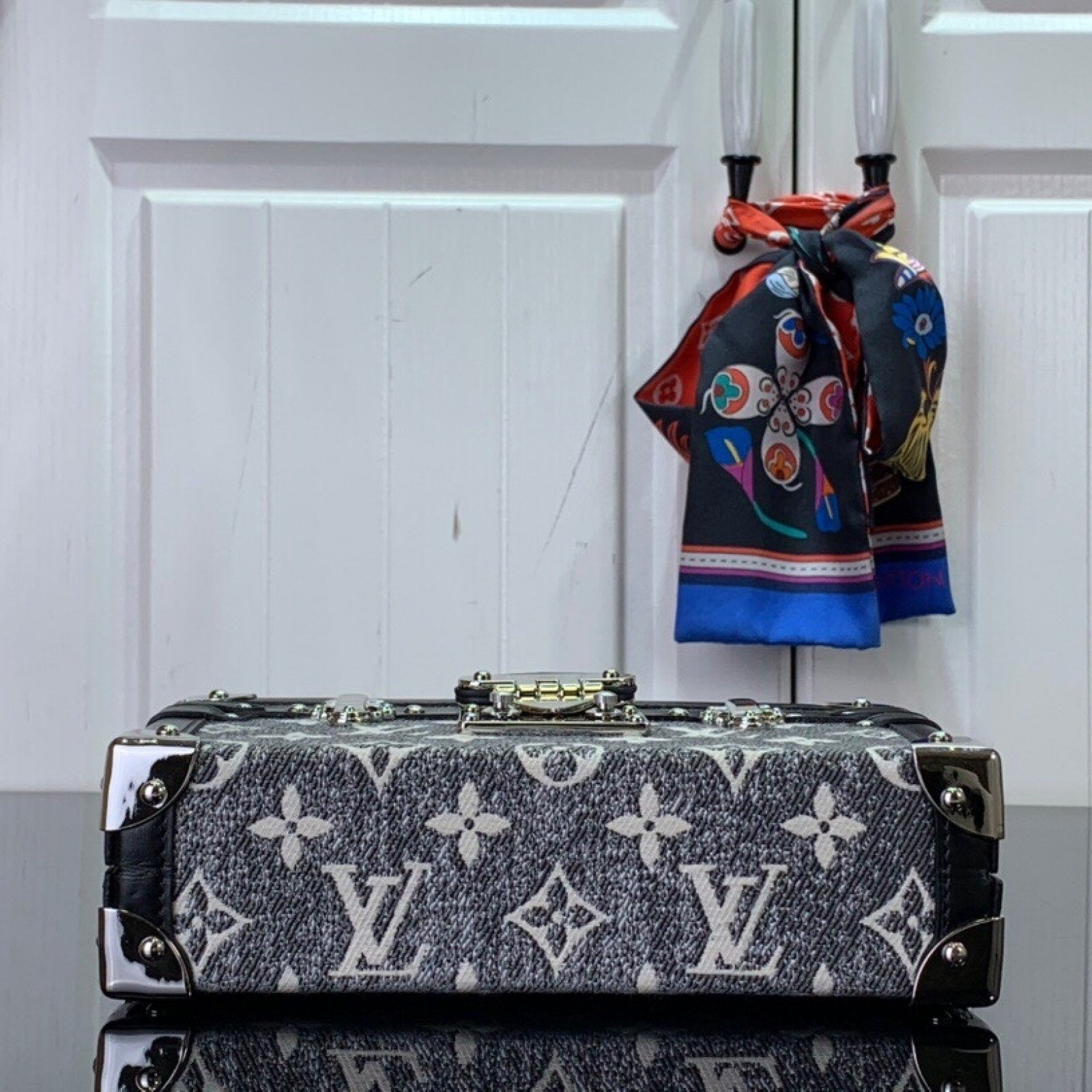 LV Should bag m21462