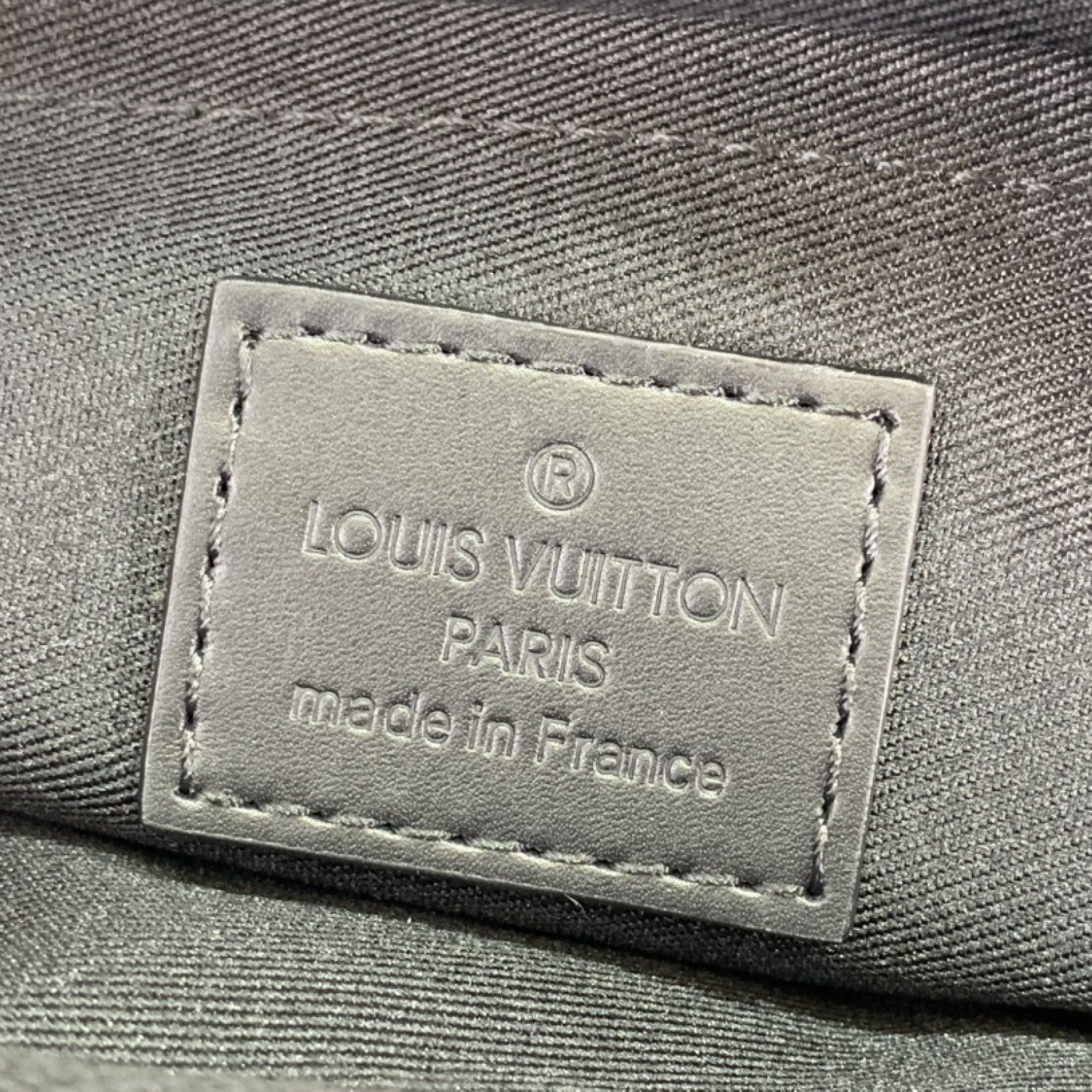 LV Should bag m46688