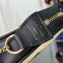 LV Should bag m82472