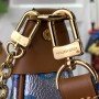 LV Shoulder bag M21183