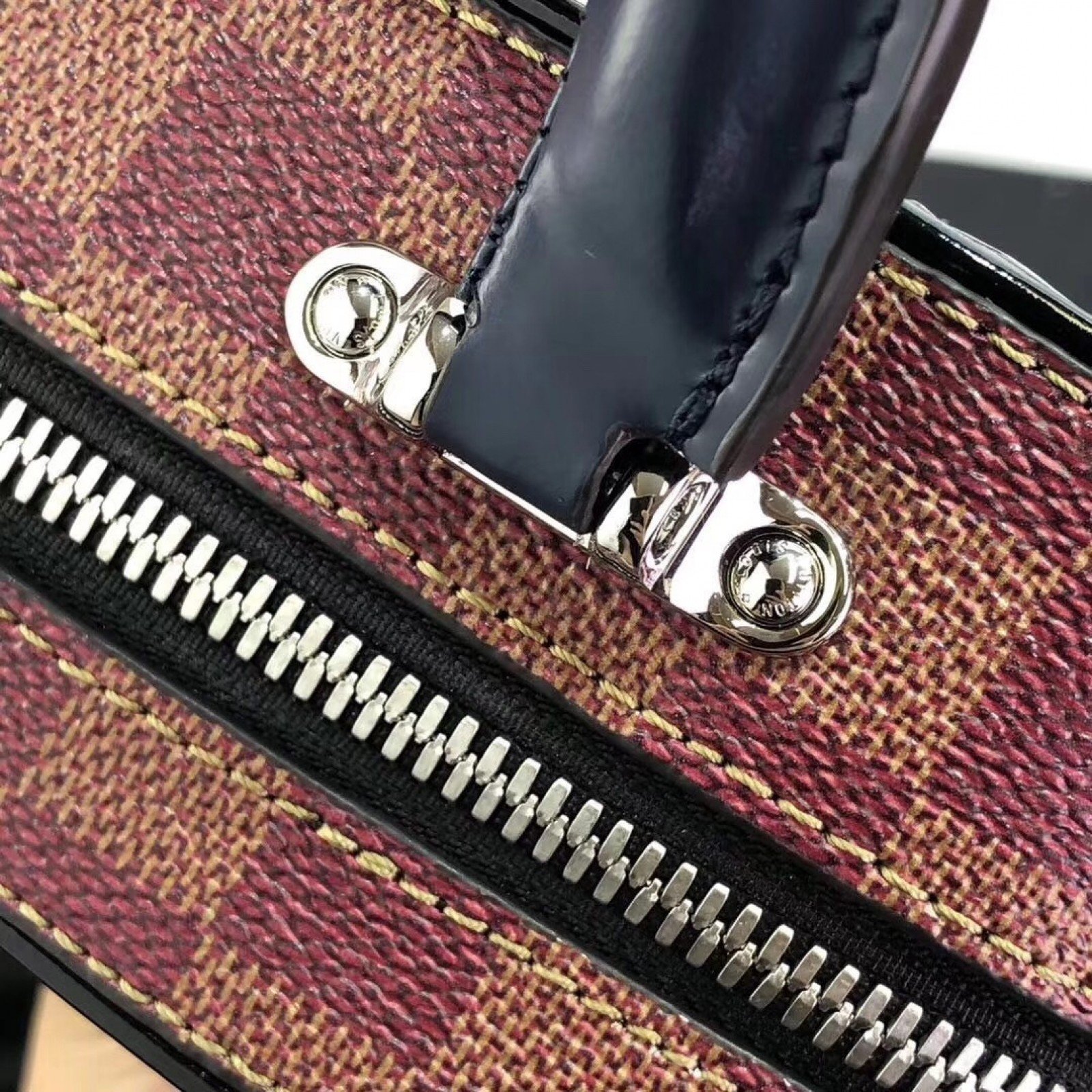 LV Shoulder bag M44582GZ