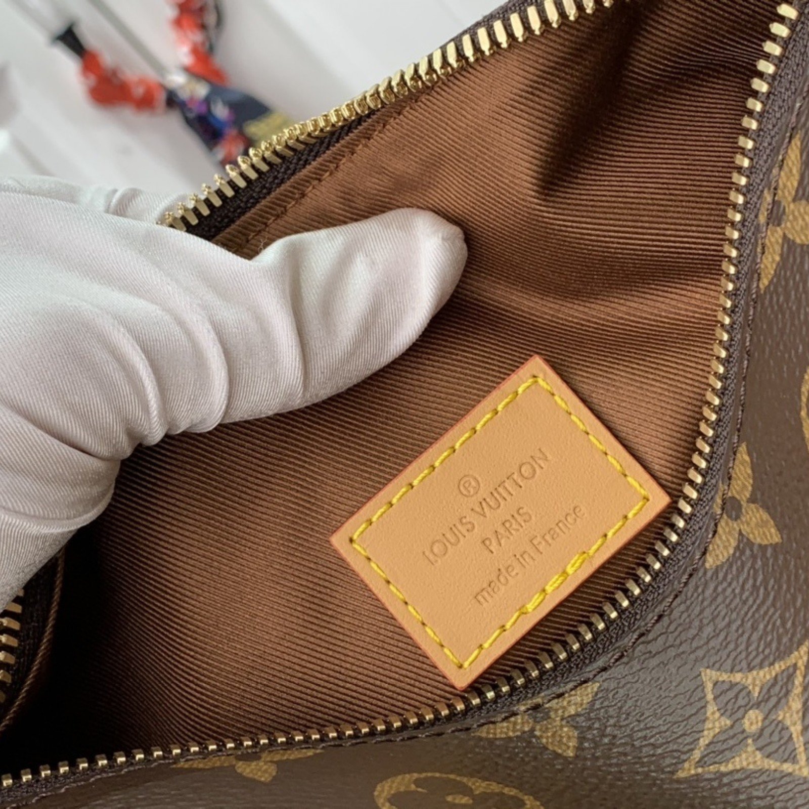 LV Shoulder bag M46358