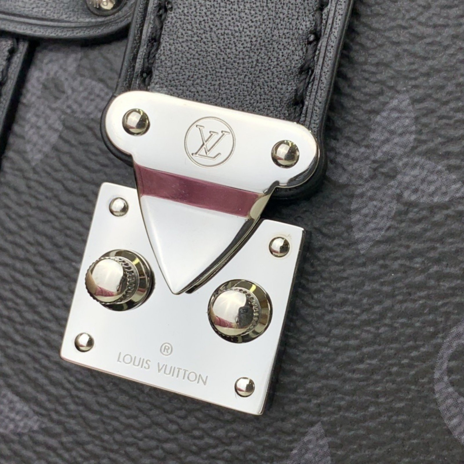 LV Shoulder bag M46358
