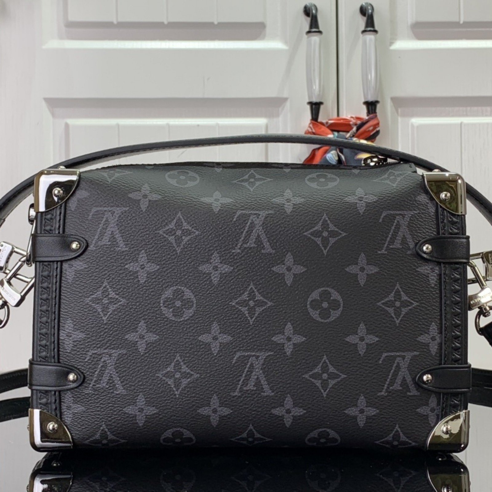 LV Shoulder bag M46358