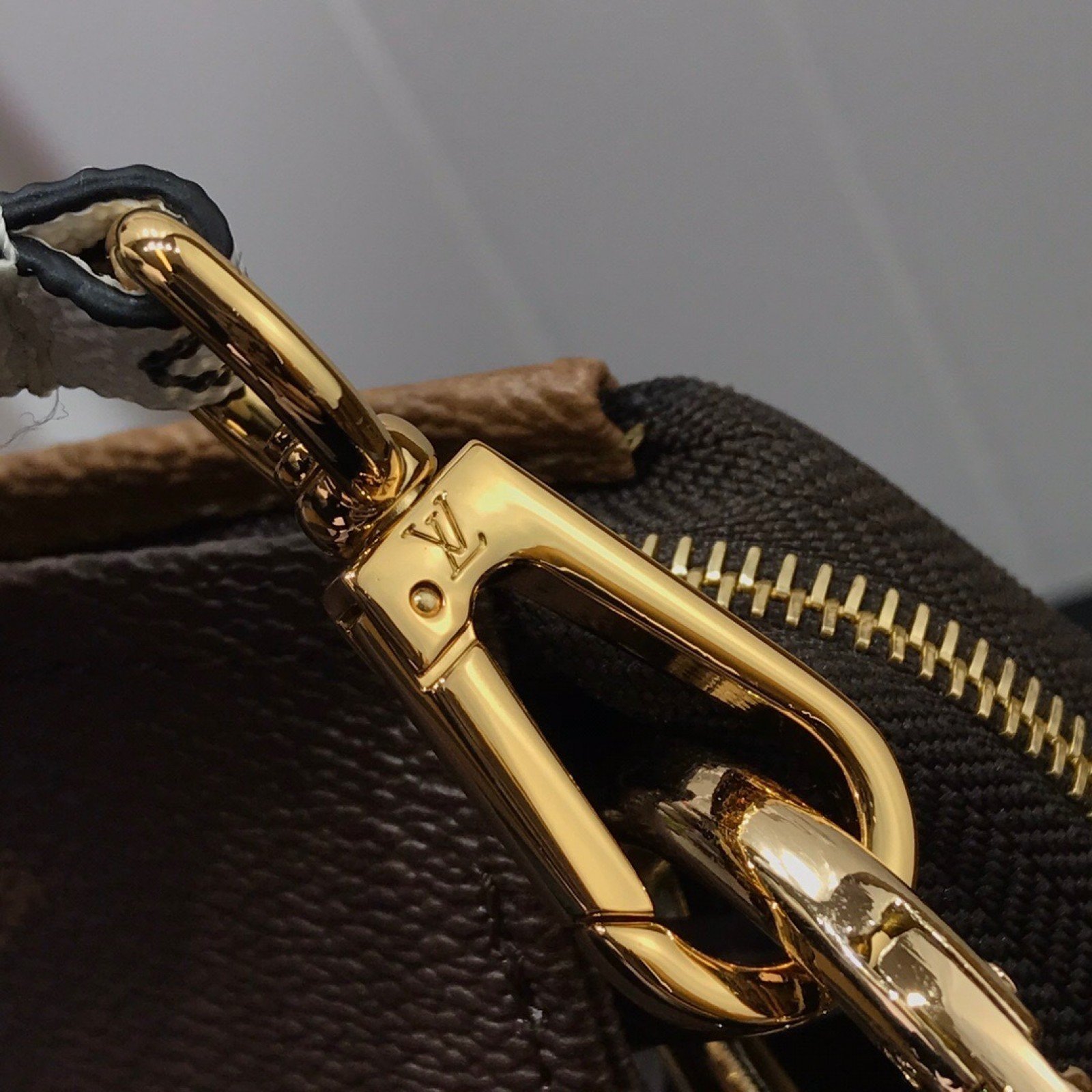 LV Shoulder bag M47542JD