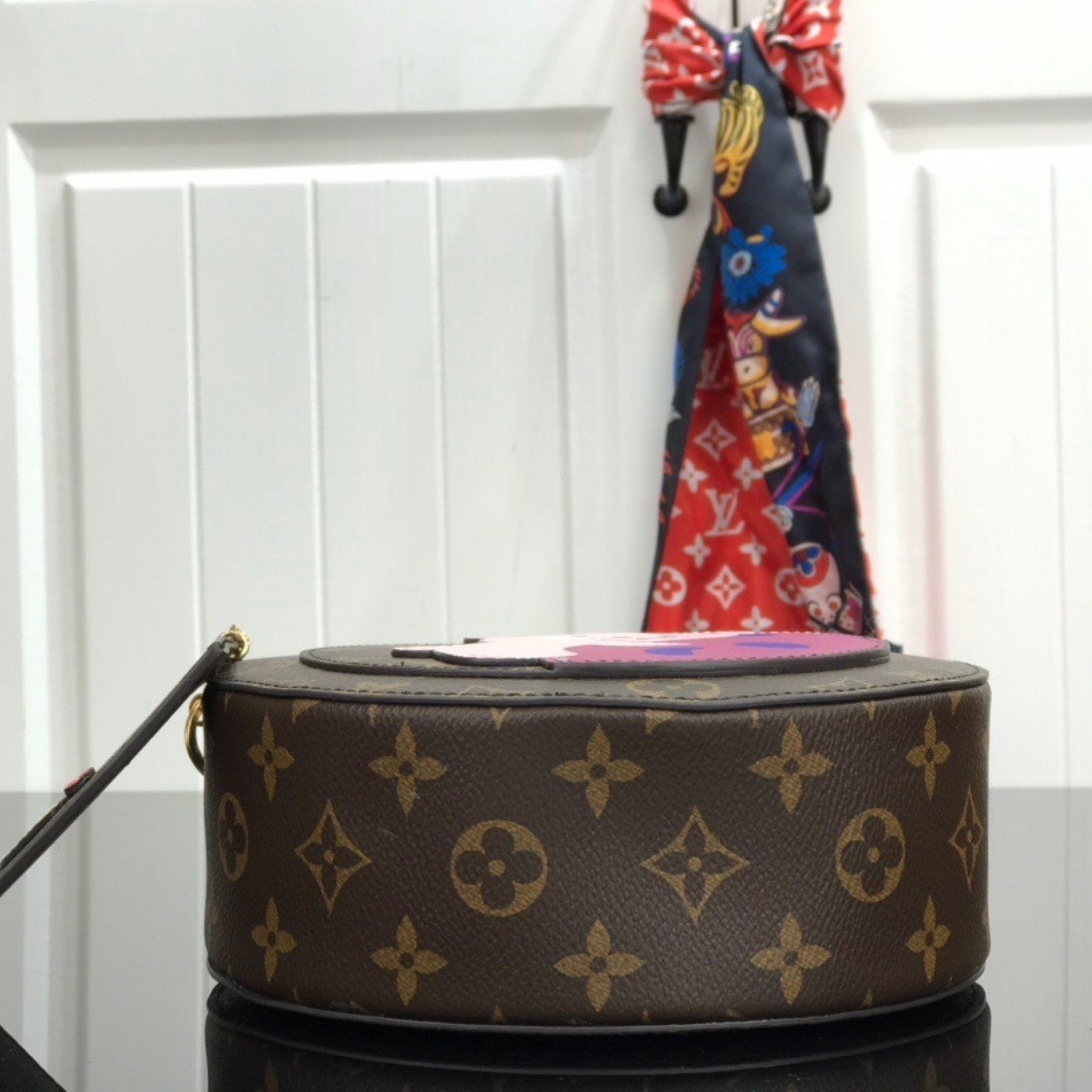 LV Shoulder bag M52298