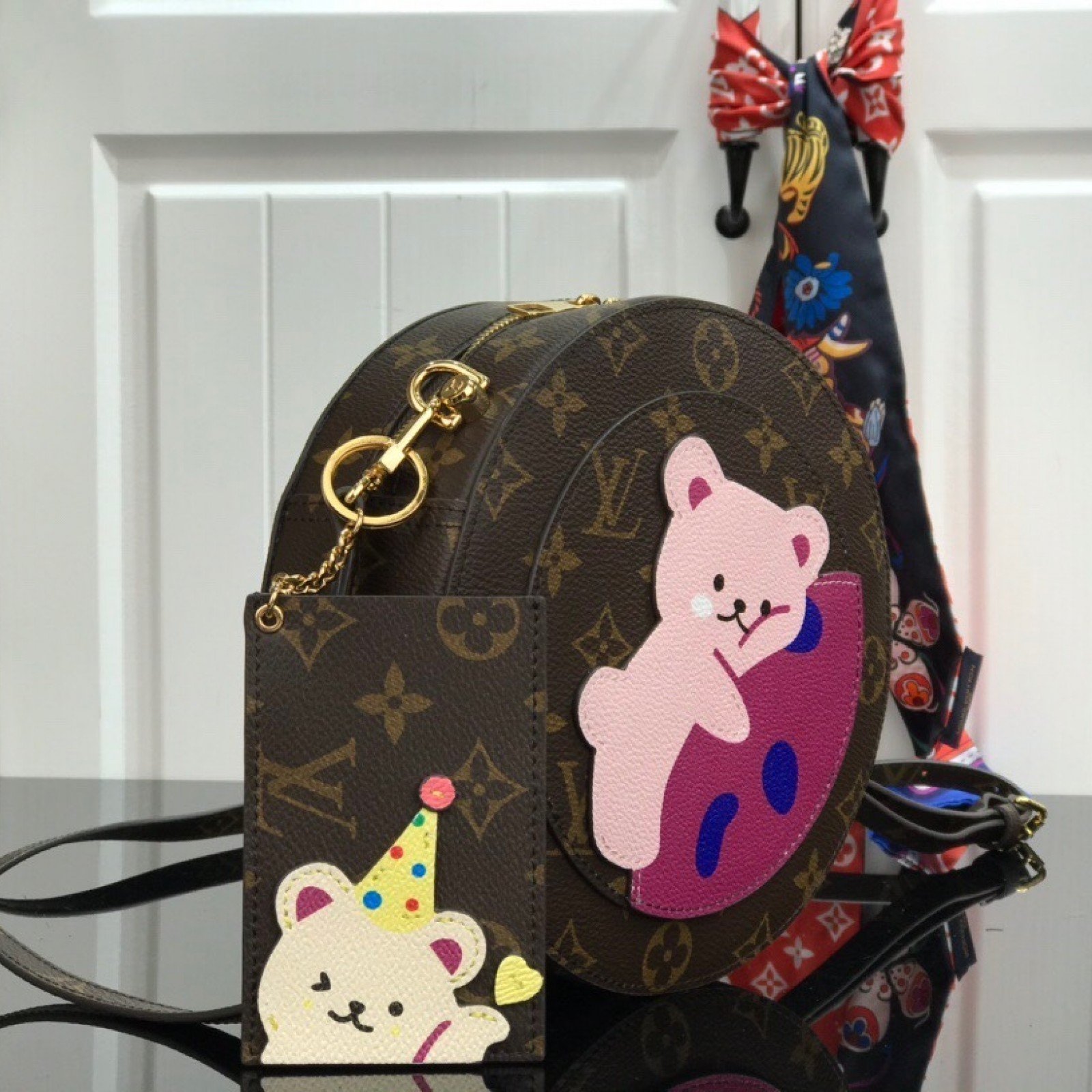 LV Shoulder bag M52298