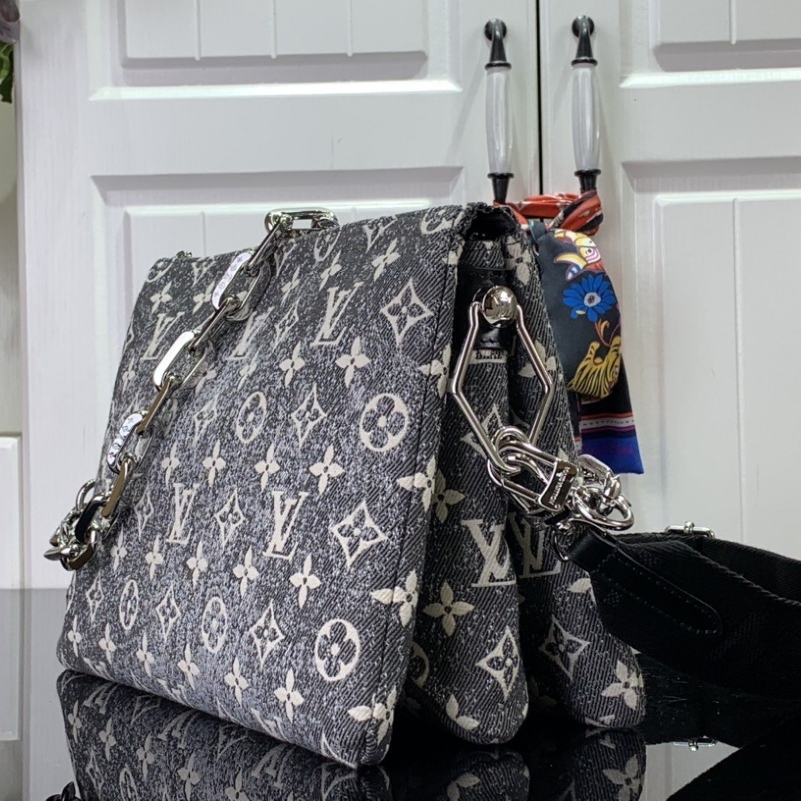 LV Shoulder bag M57790Q