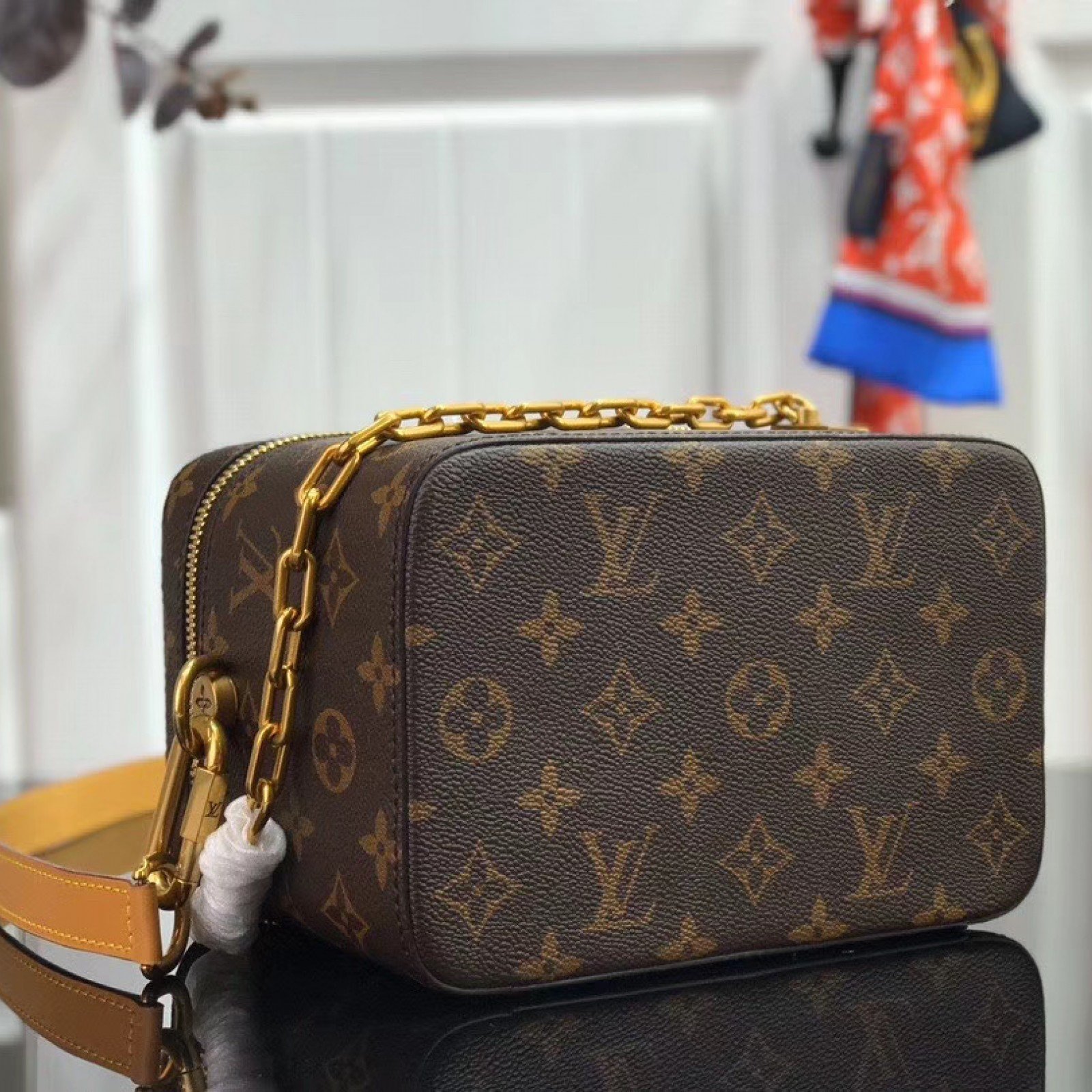 LV Shoulder bag M61113