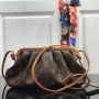 LV Shoulder bag M67606