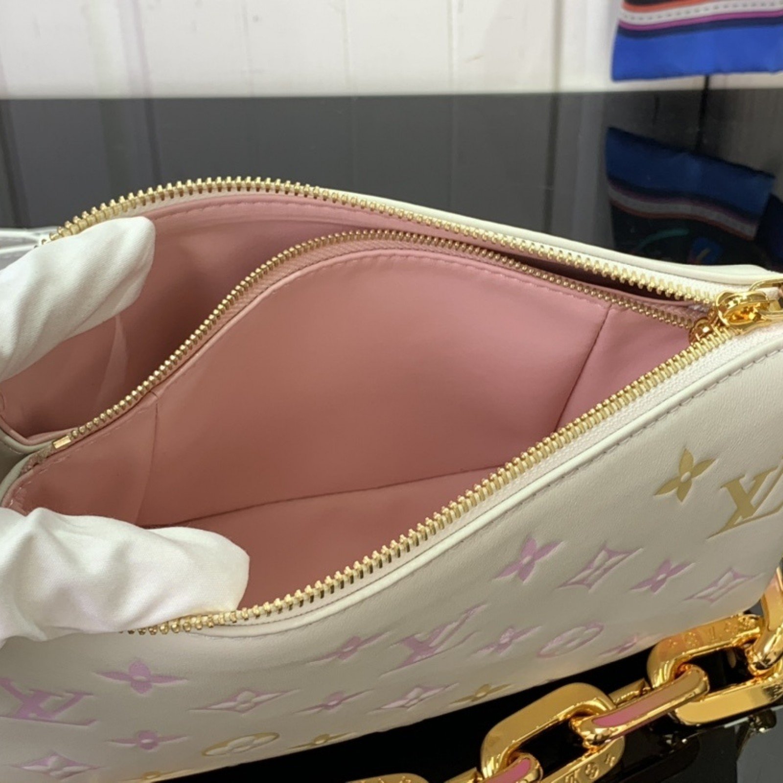 LV Shoulder bag m11727