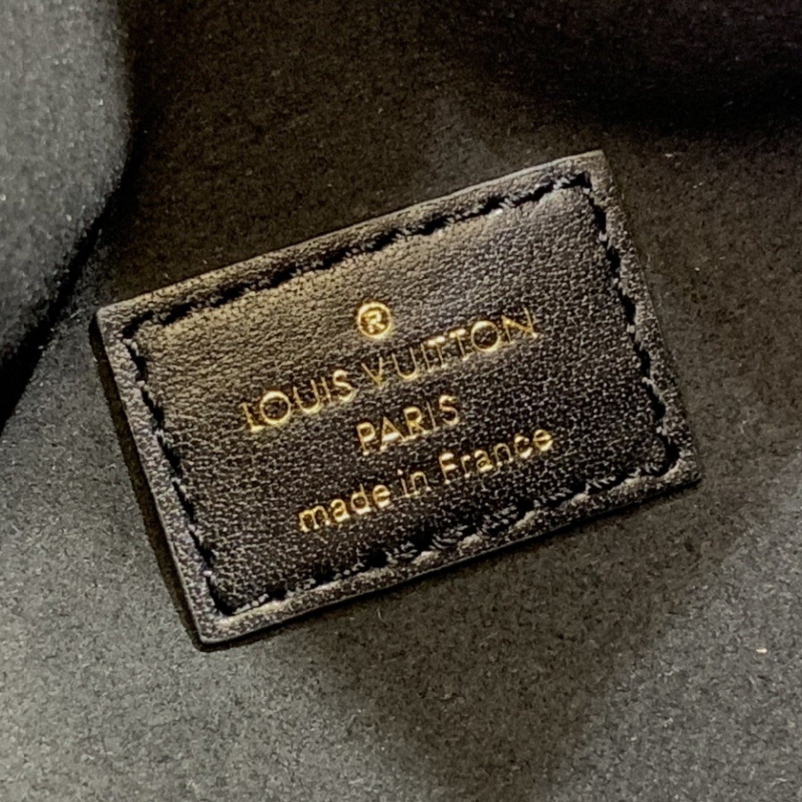 LV Shoulder bag m12075