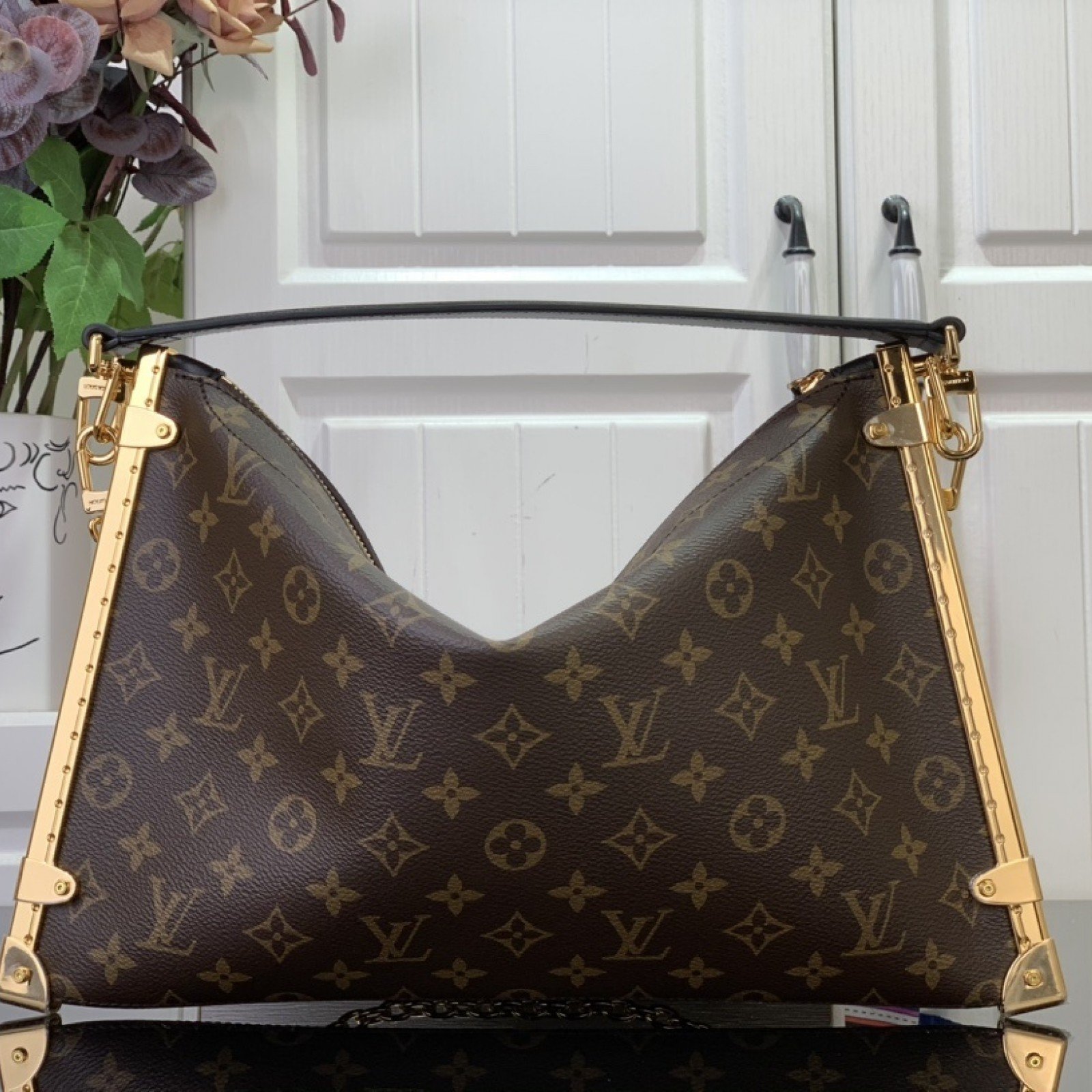LV Shoulder bag m12075