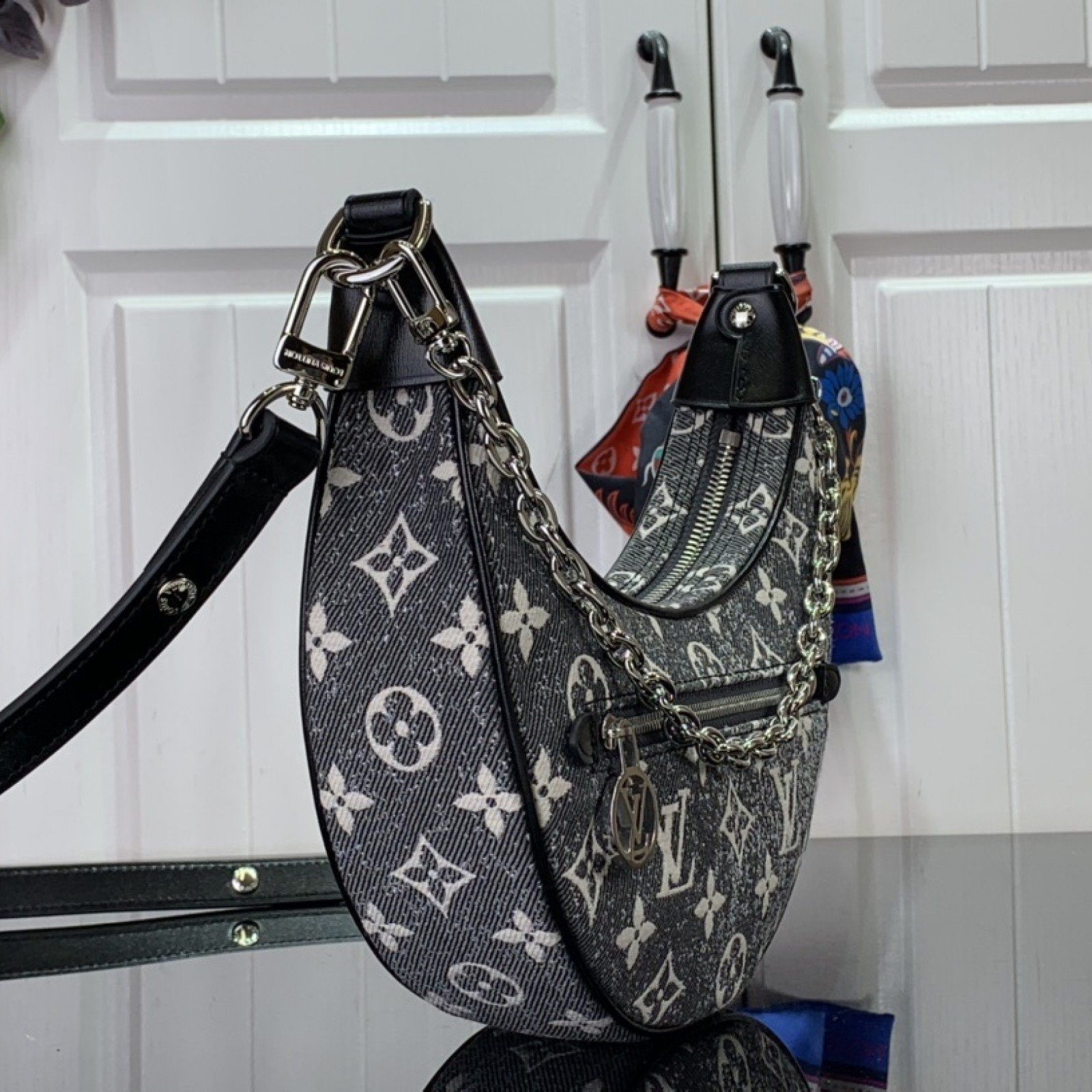 LV Shoulder bag m21752 81098