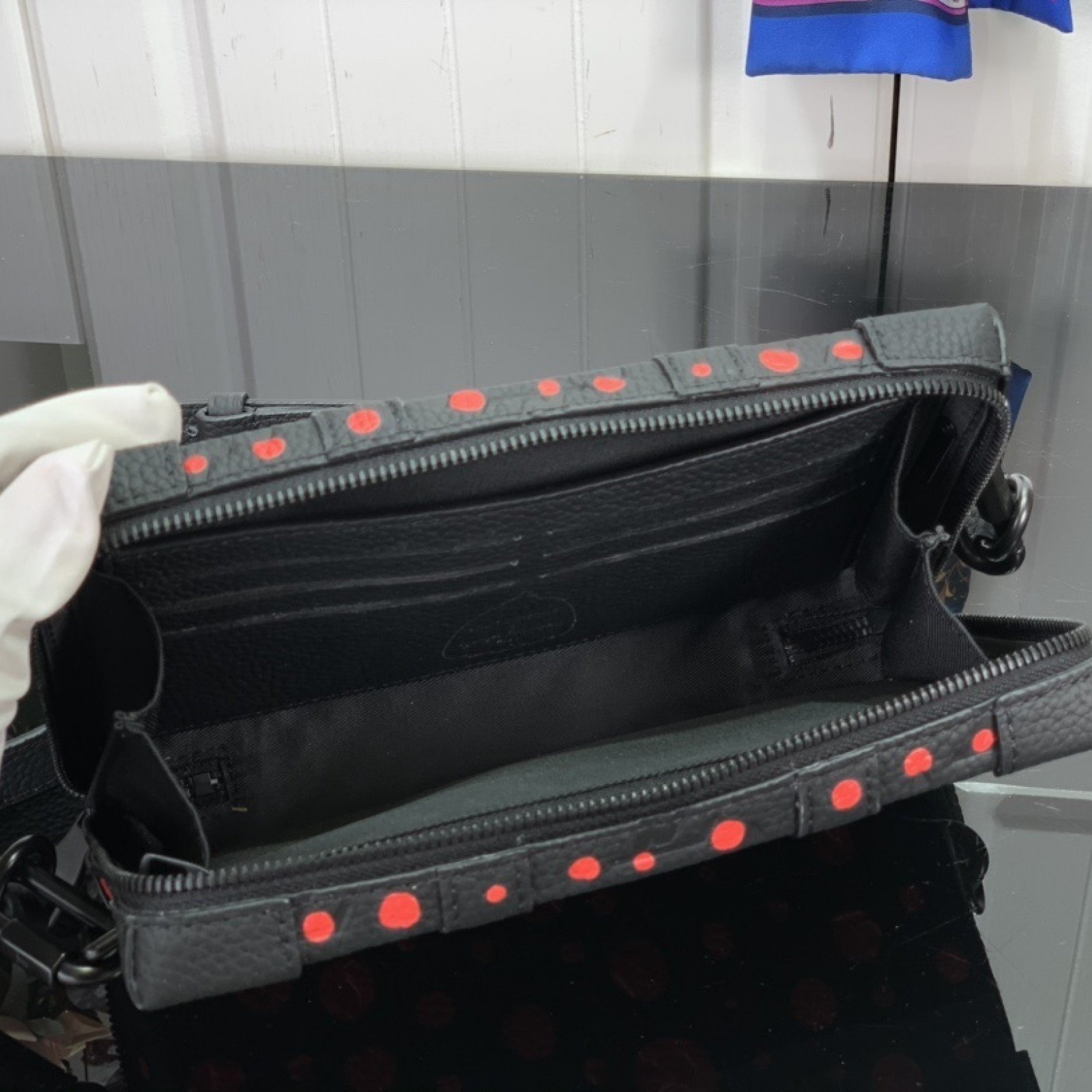 LV Shoulder bag m81776
