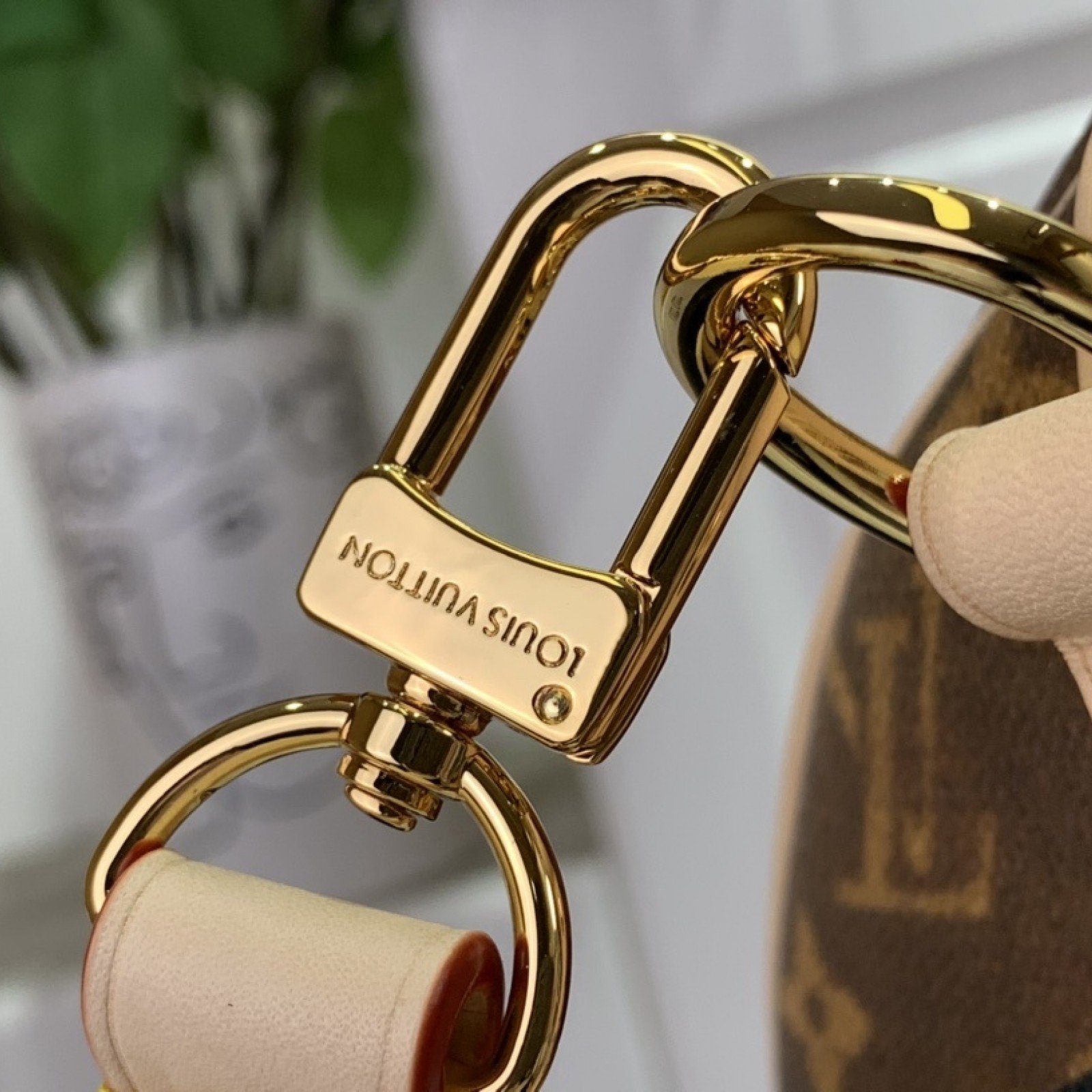 LV Speedy Bandoulière 30  M47087