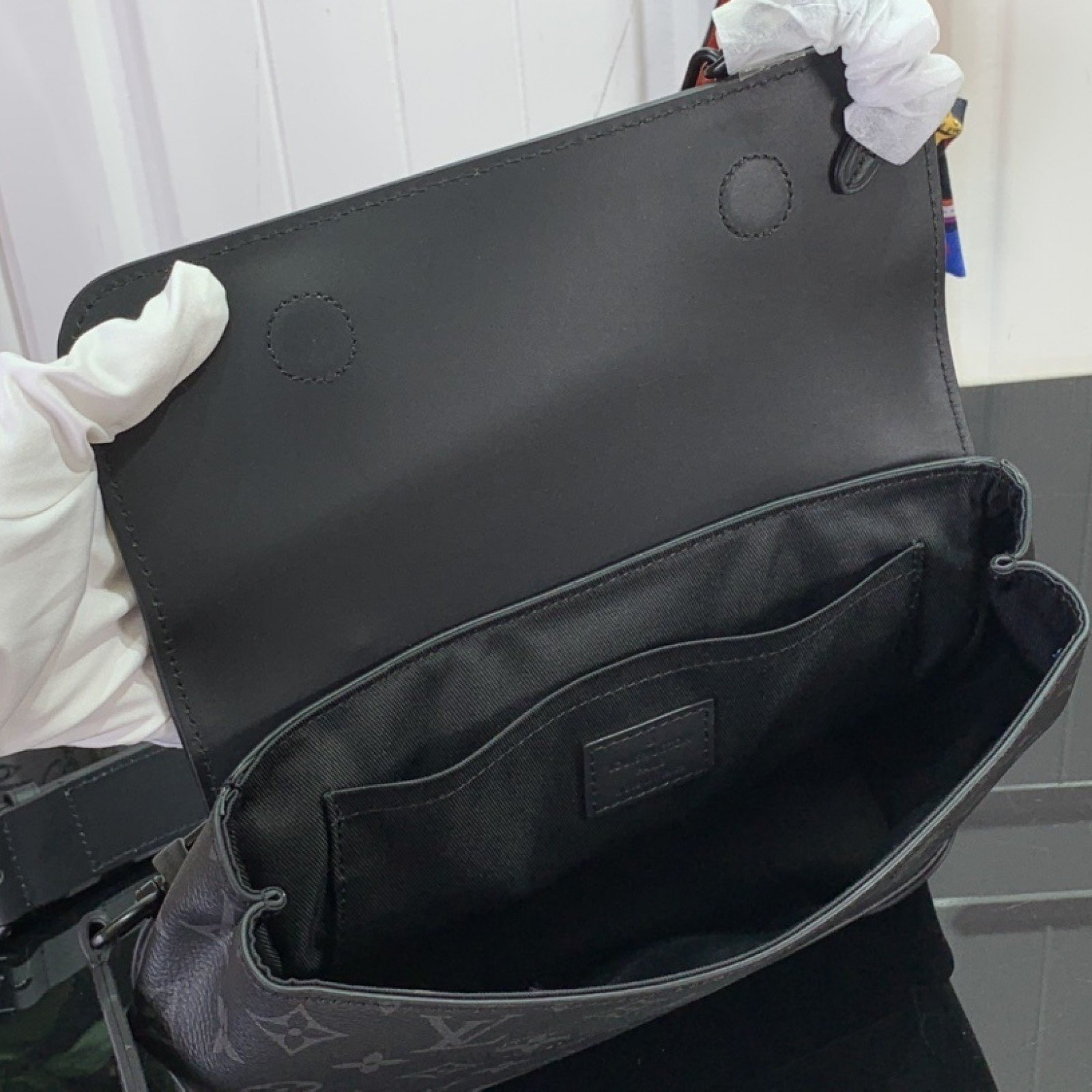 LV Steamer M46953