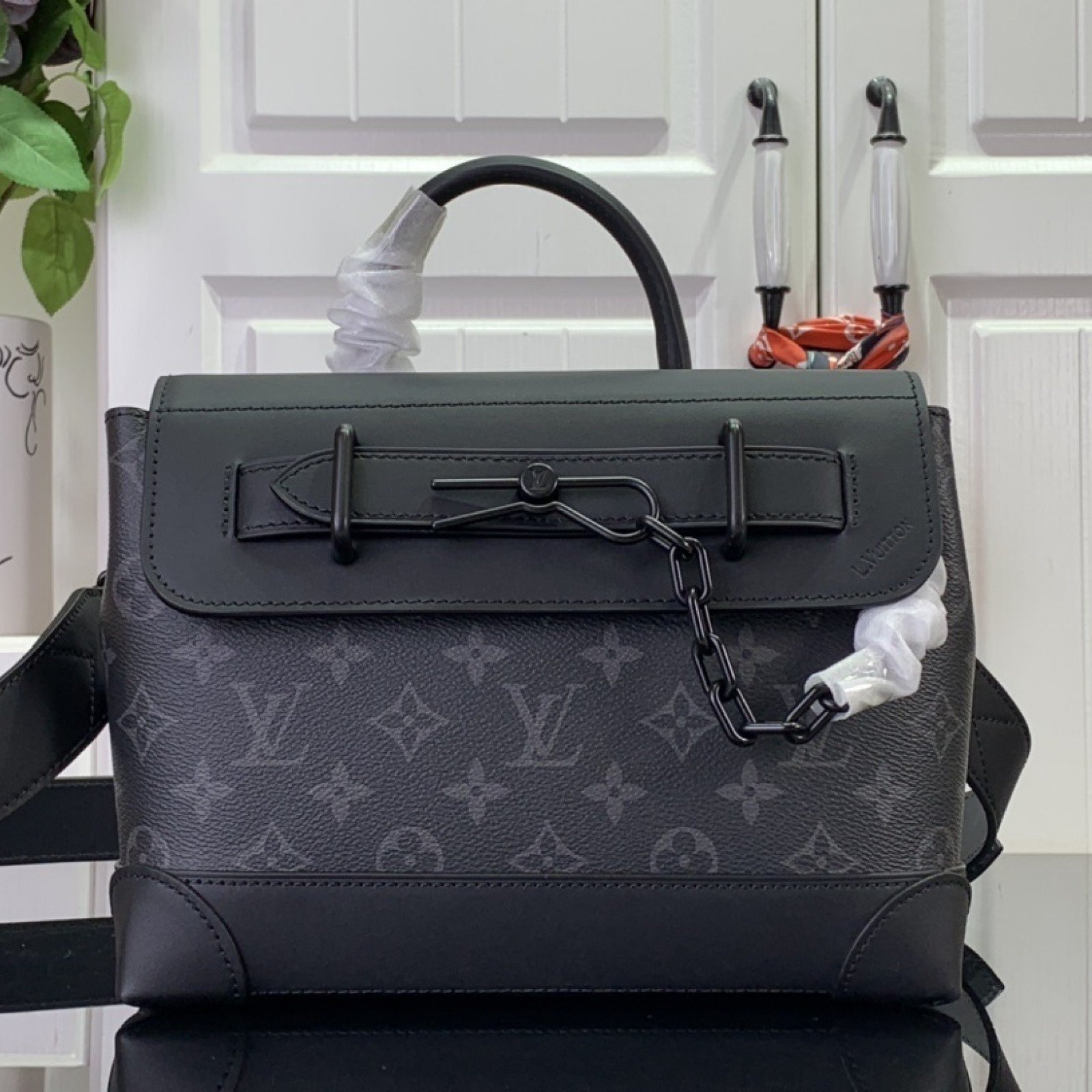 LV Steamer M46953