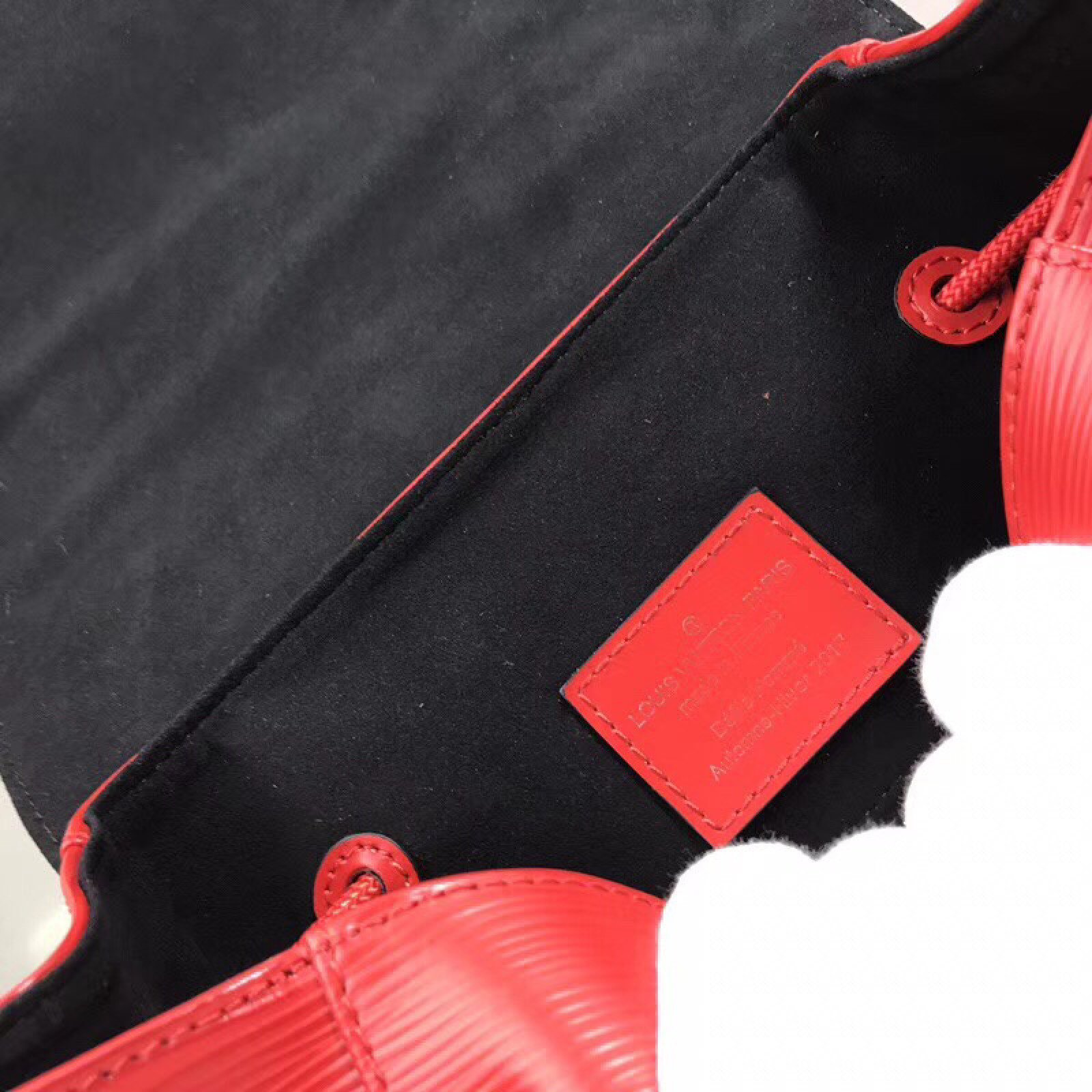 LV Supreme Christopher  N41709SZ