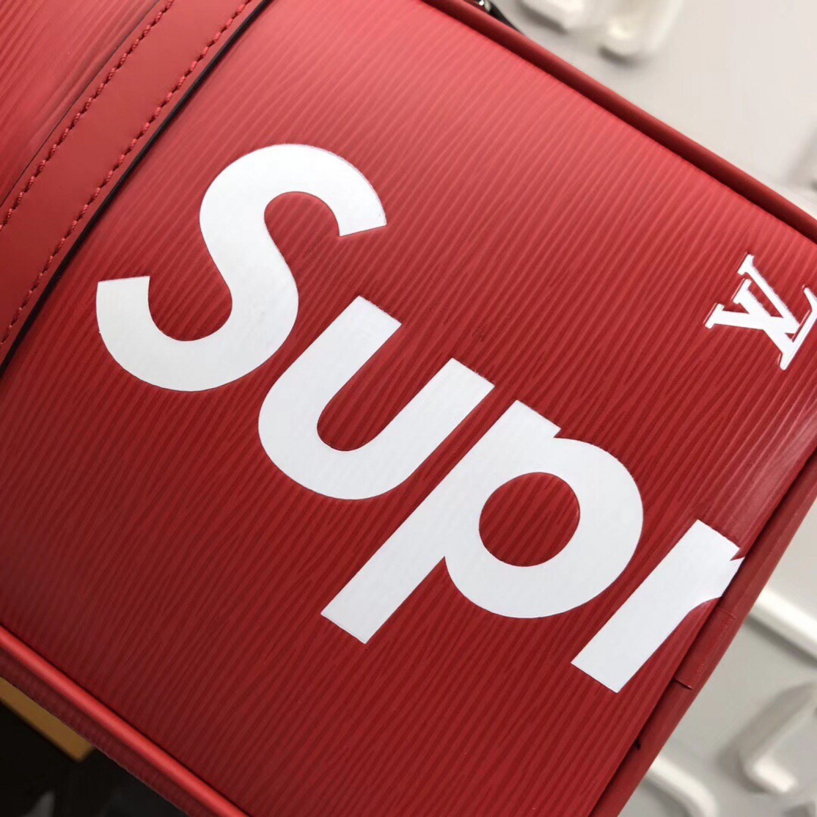 LV Supreme Handbag M53417SZ